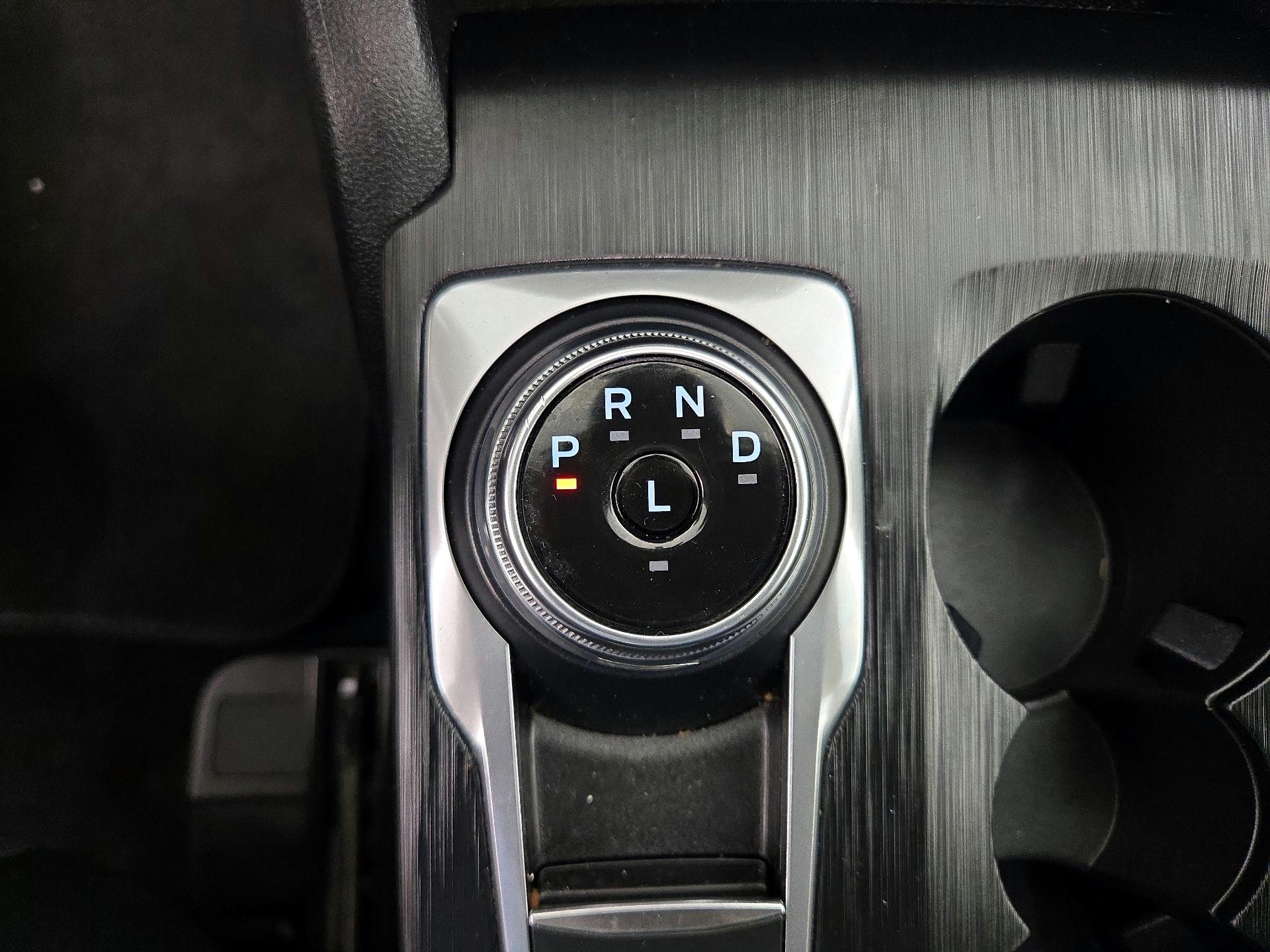 Thumbnail: 2022 Ford Escape - 17