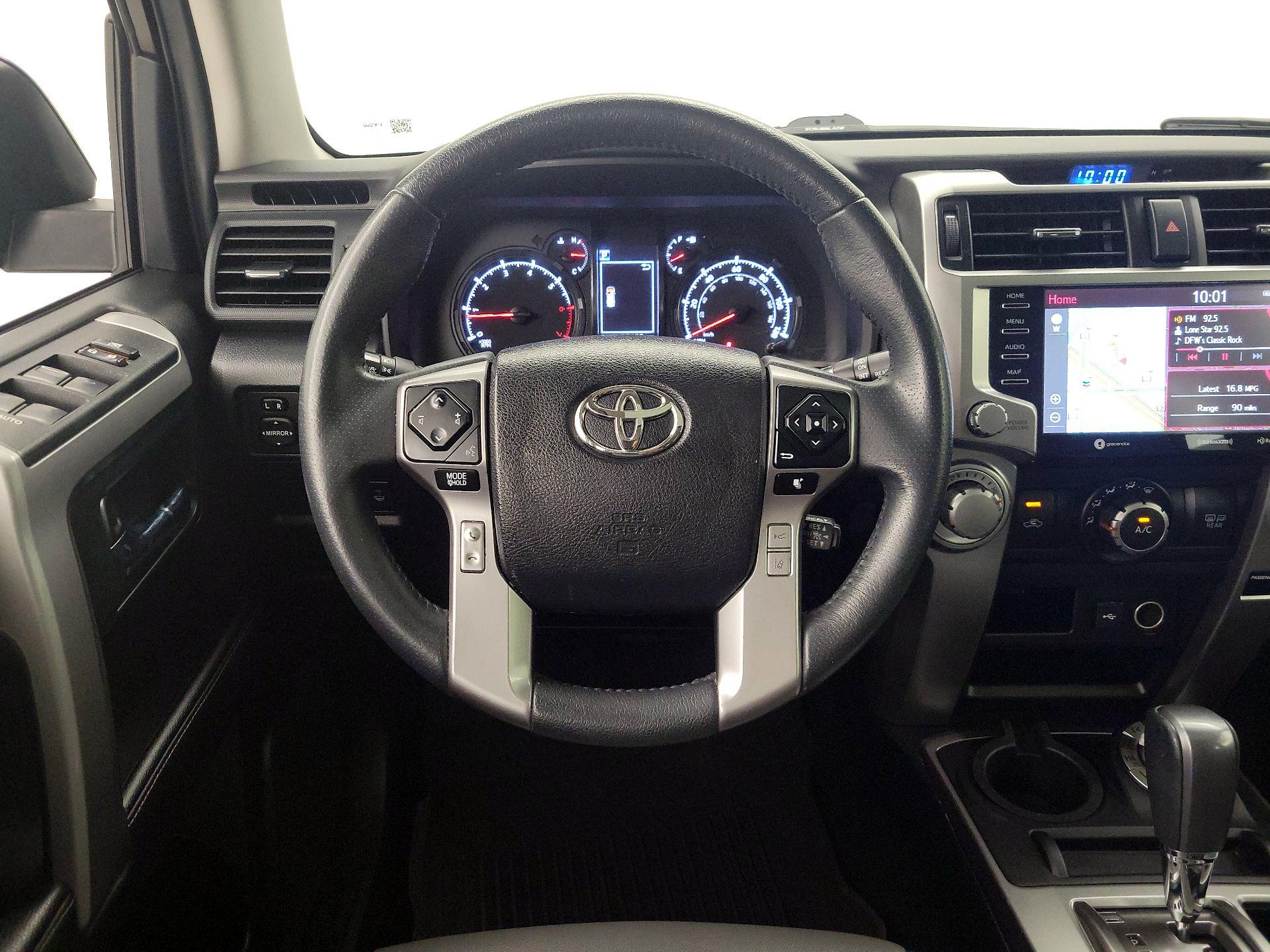 Thumbnail: 2022 Toyota 4Runner - 10