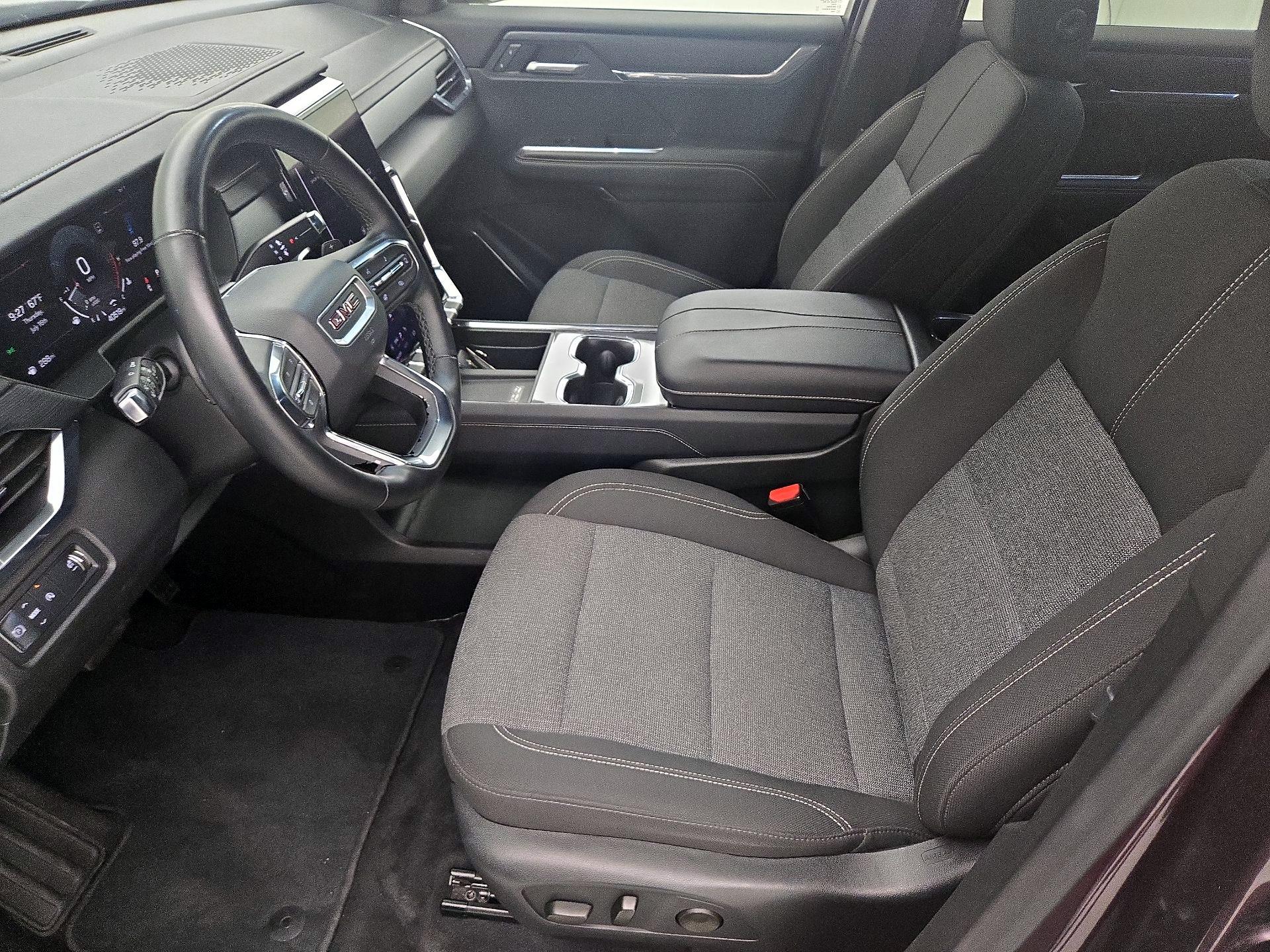 Thumbnail: 2025 GMC Acadia - 11