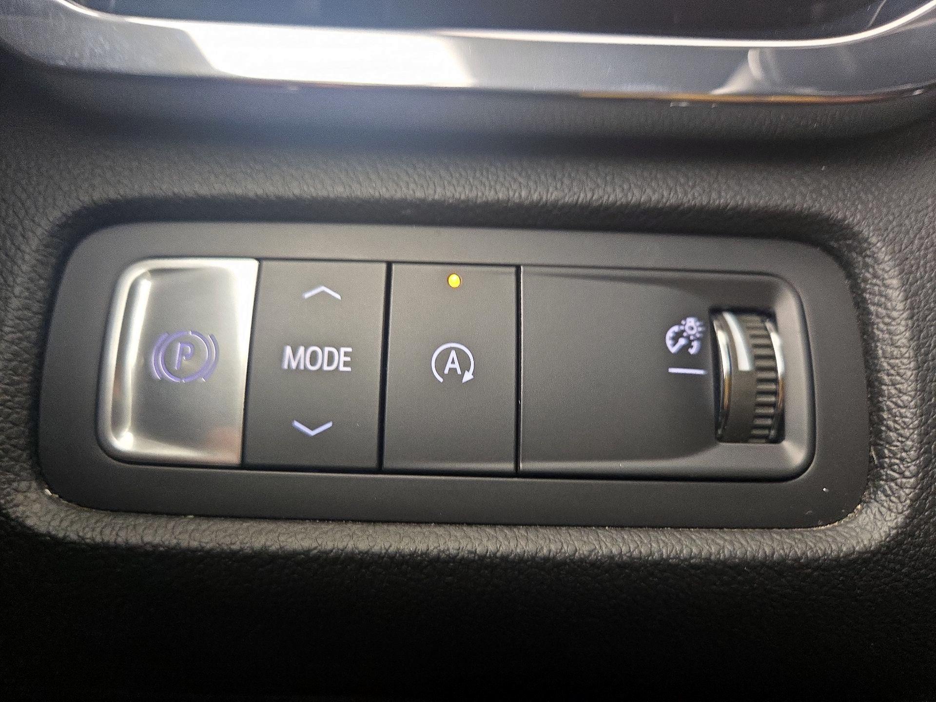 Thumbnail: 2025 GMC Acadia - 13