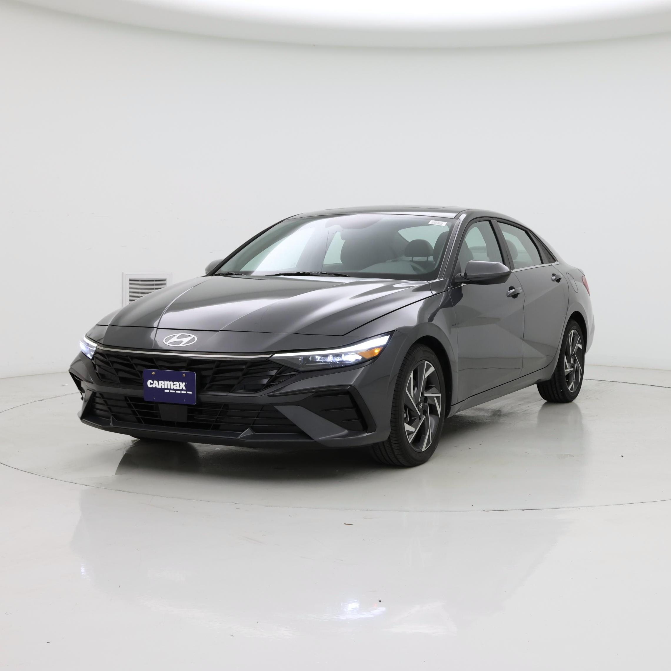 Thumbnail: 2025 Hyundai Elantra - 4