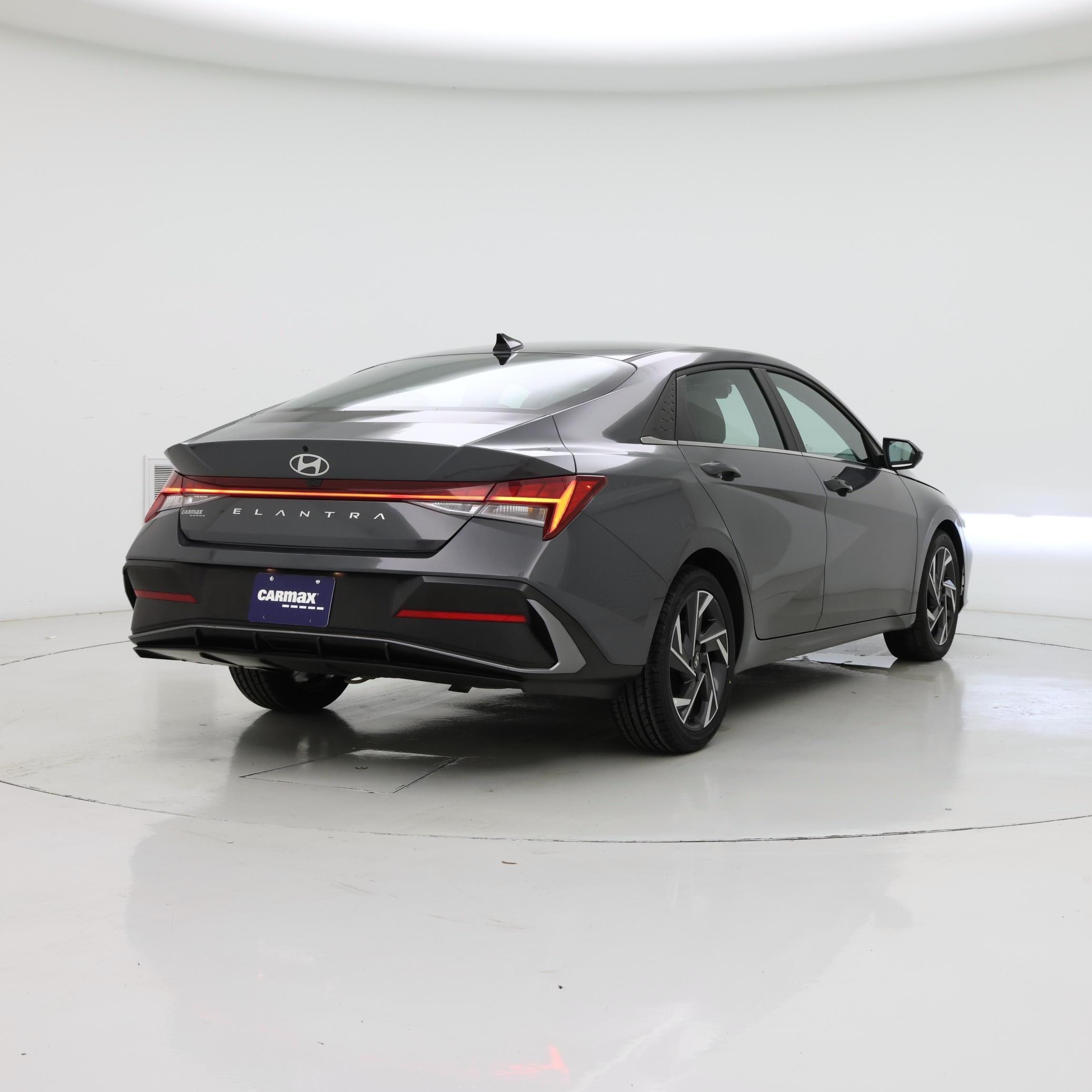 Thumbnail: 2025 Hyundai Elantra - 8