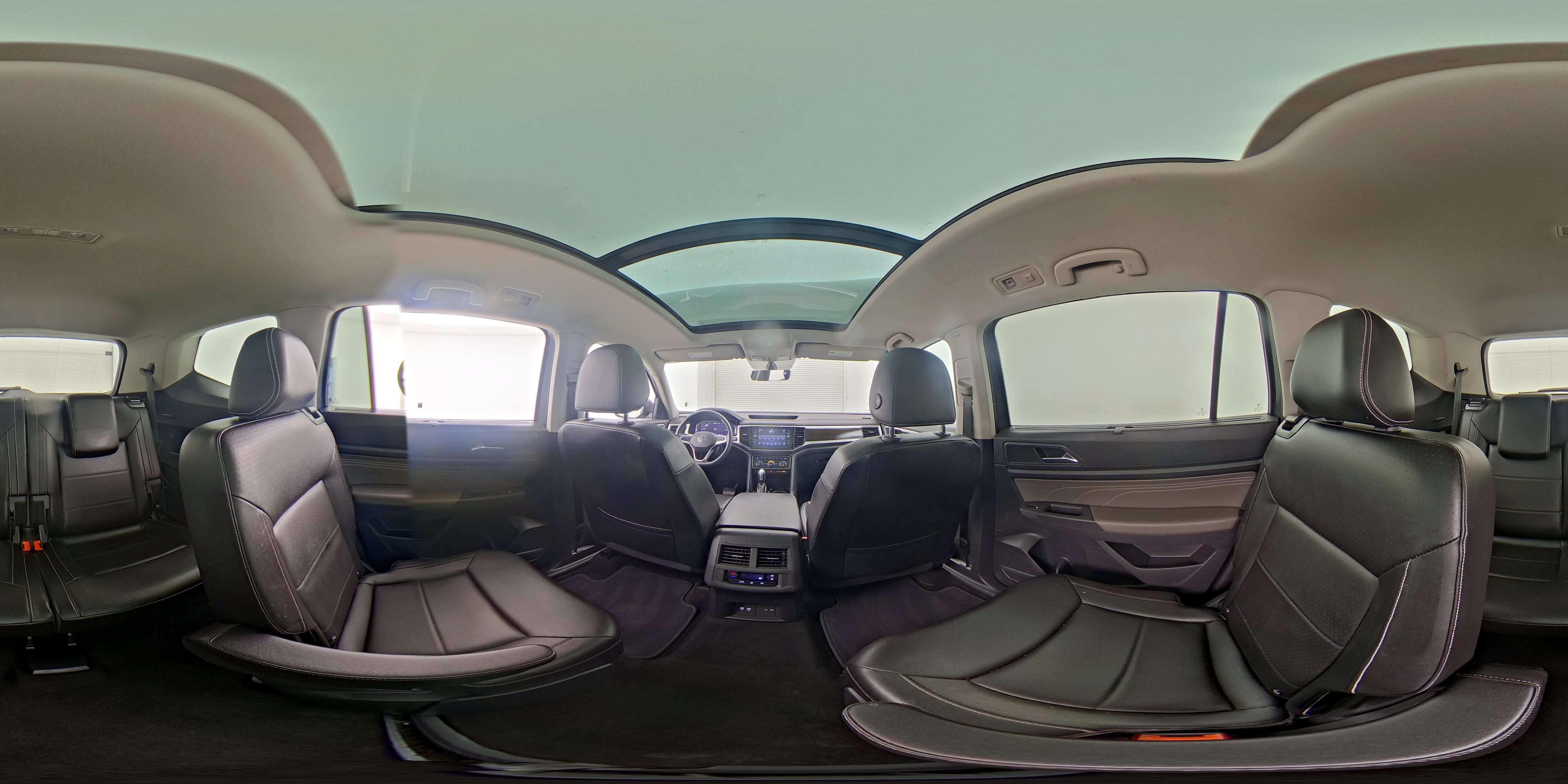 2023 Volkswagen Atlas SE w/Tech - Photo 25