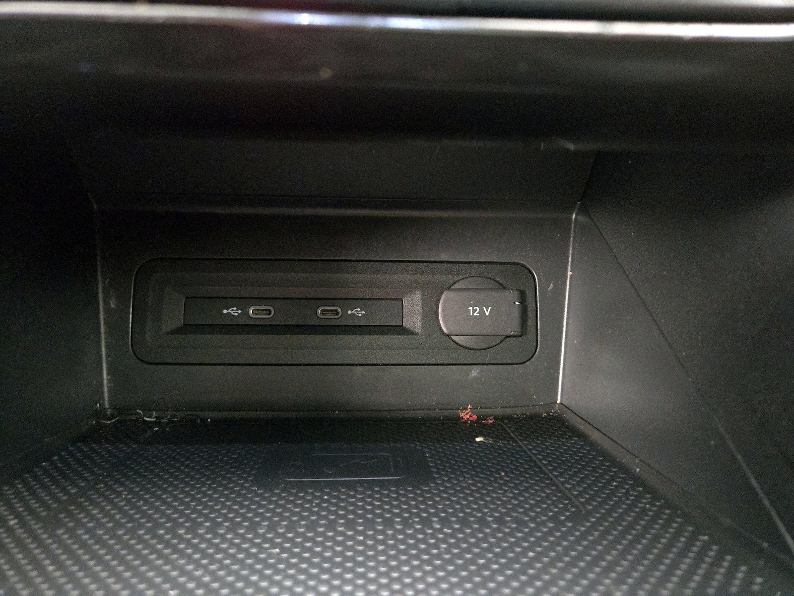 2023 Volkswagen Atlas SE w/Tech - Photo 17