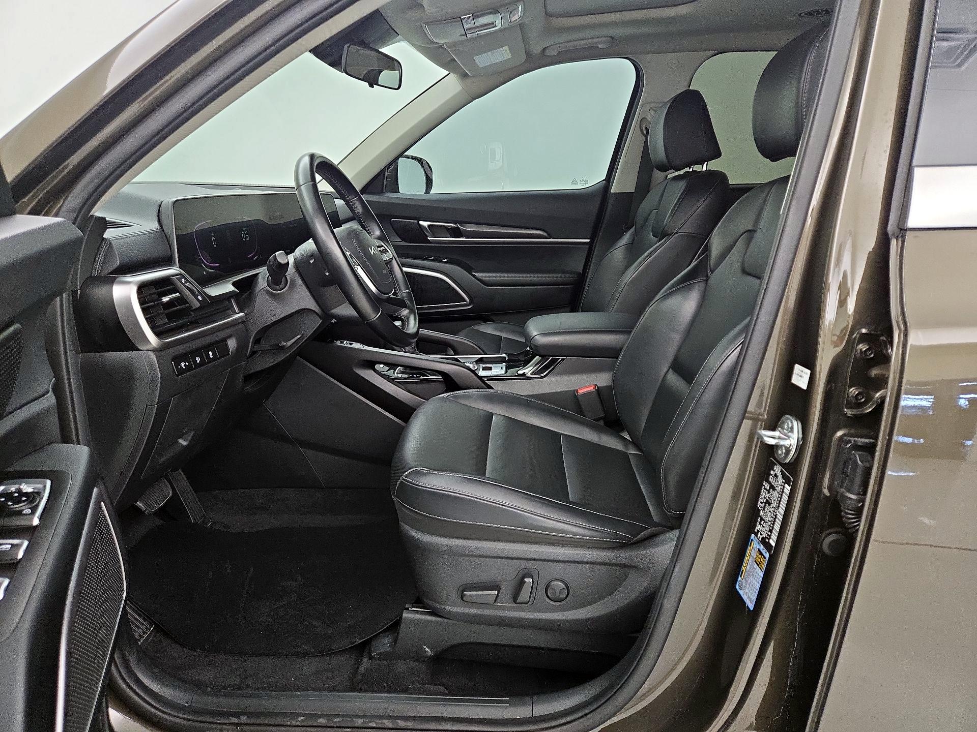 Thumbnail: 2024 Kia Telluride - 11