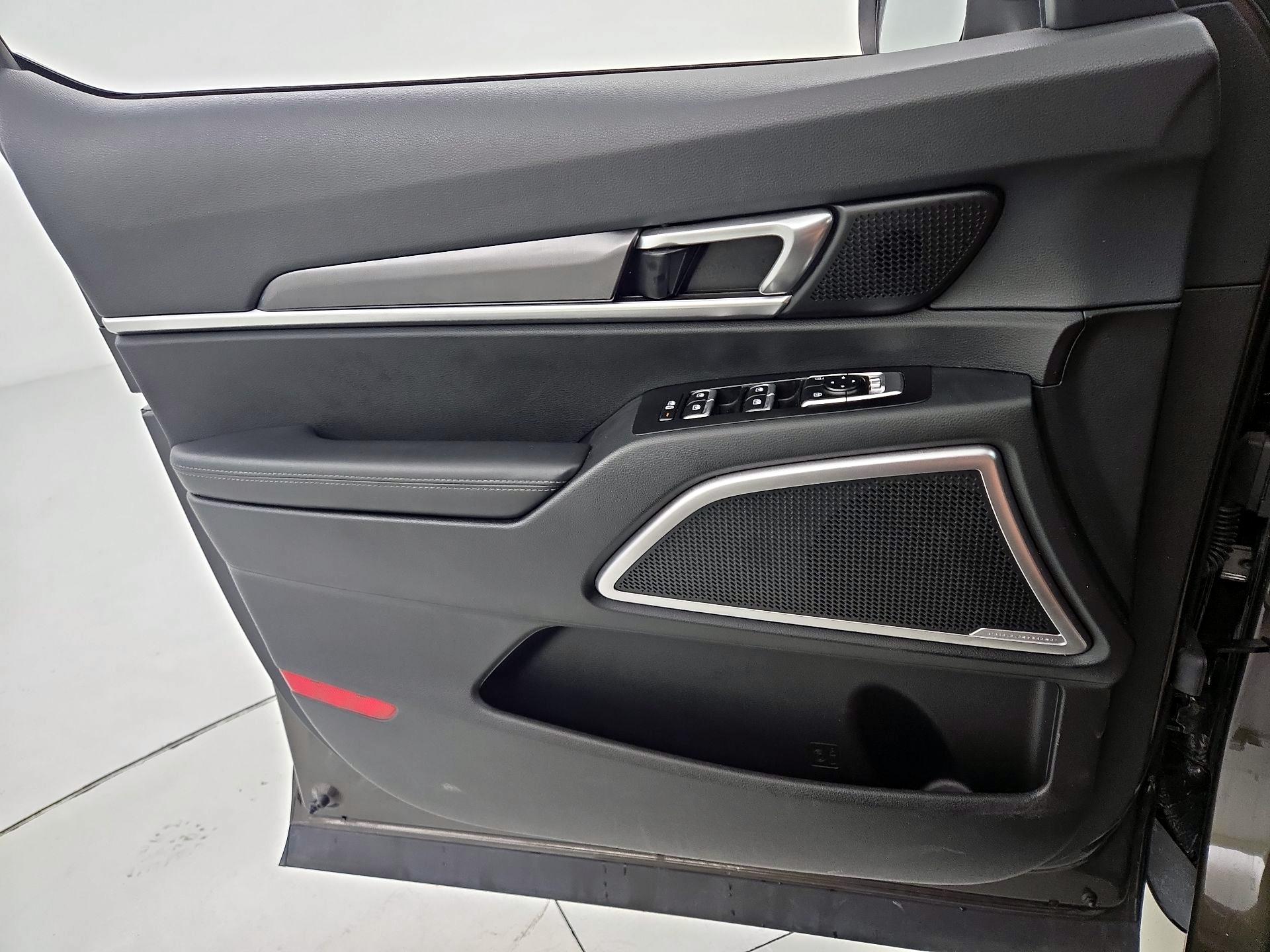 Thumbnail: 2024 Kia Telluride - 12