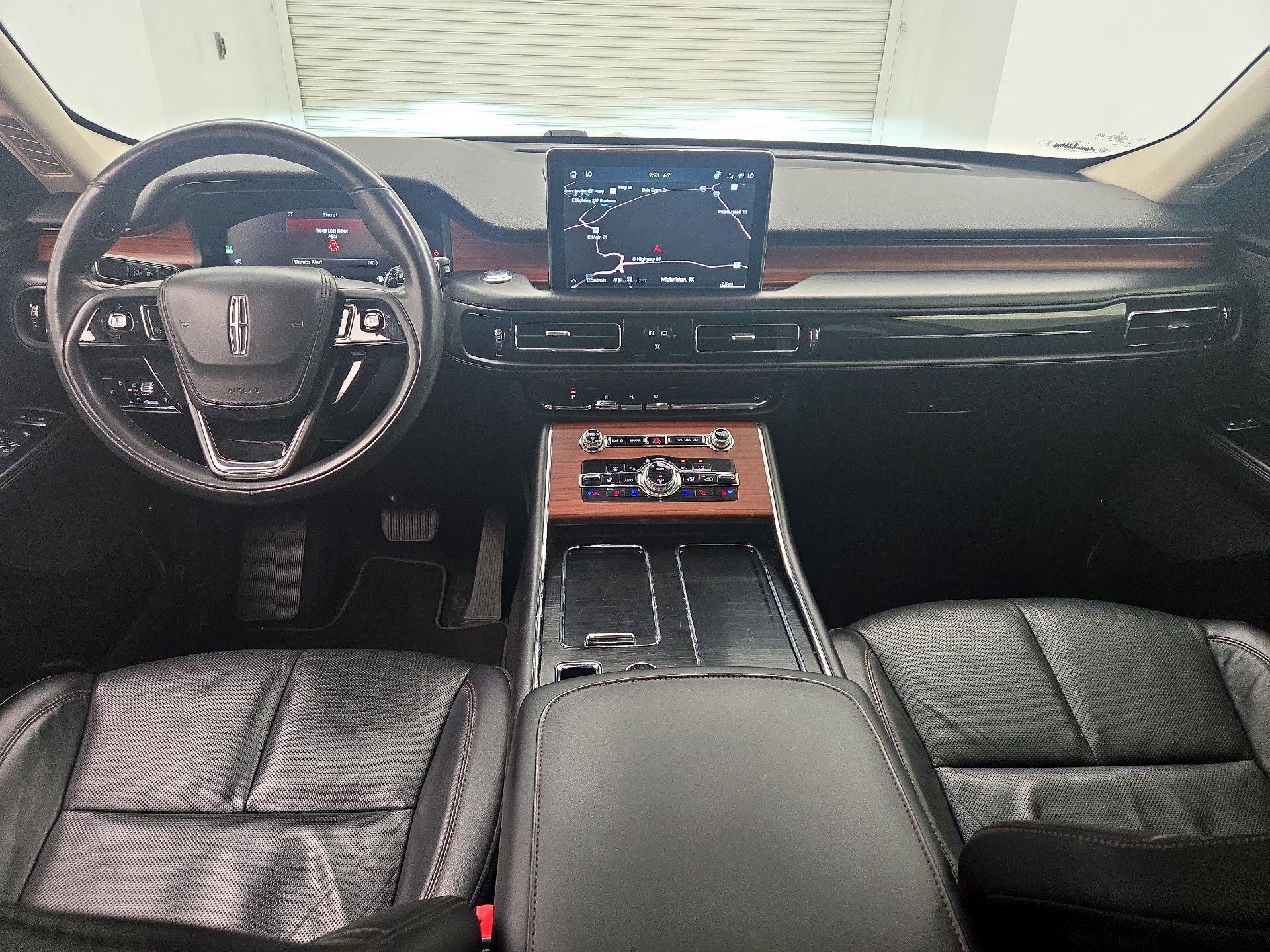 Thumbnail: 2021 Lincoln Aviator - 8