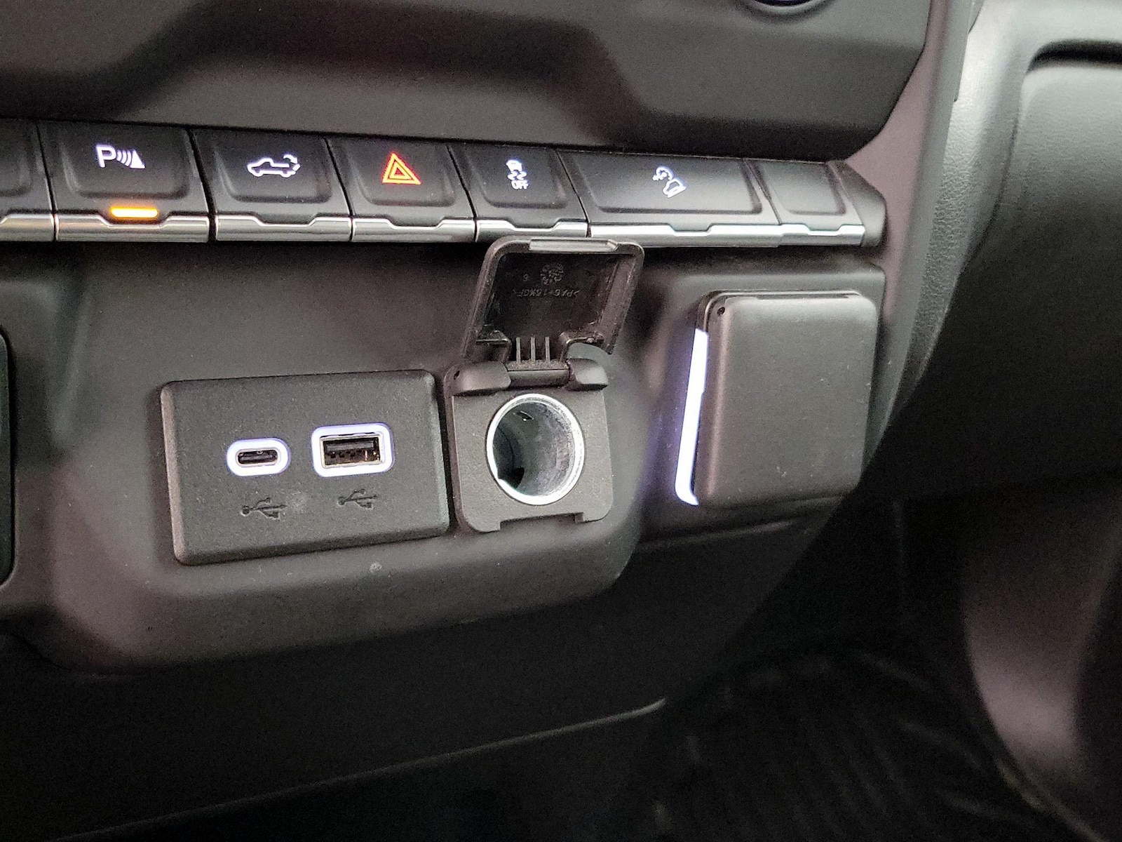 2024 Chevrolet Silverado 3500HD Work Truck - Photo 19
