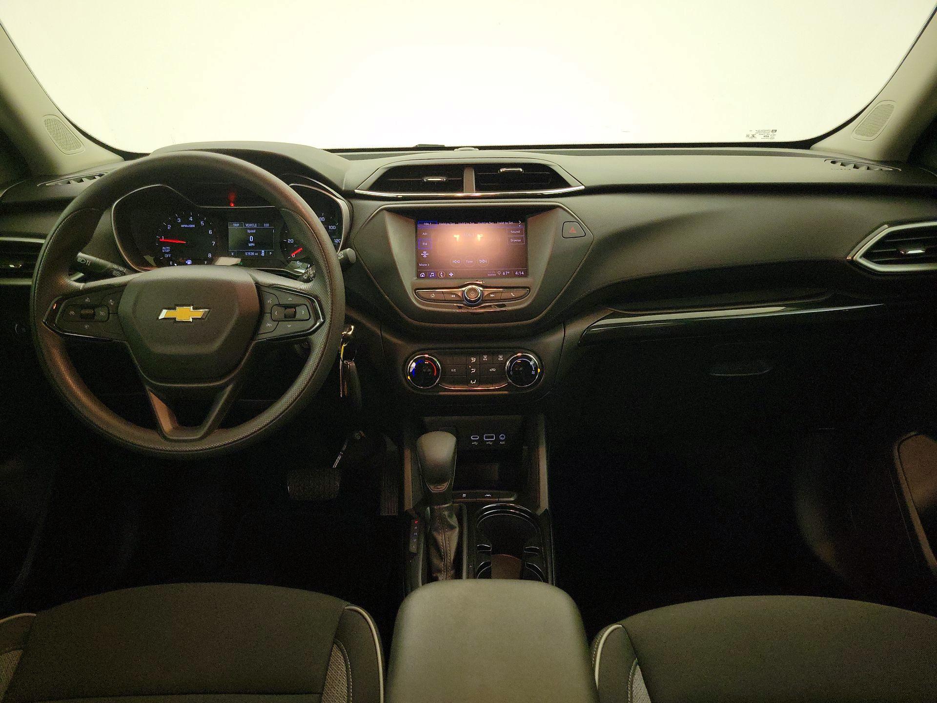 Thumbnail: 2023 Chevrolet TrailBlazer - 9