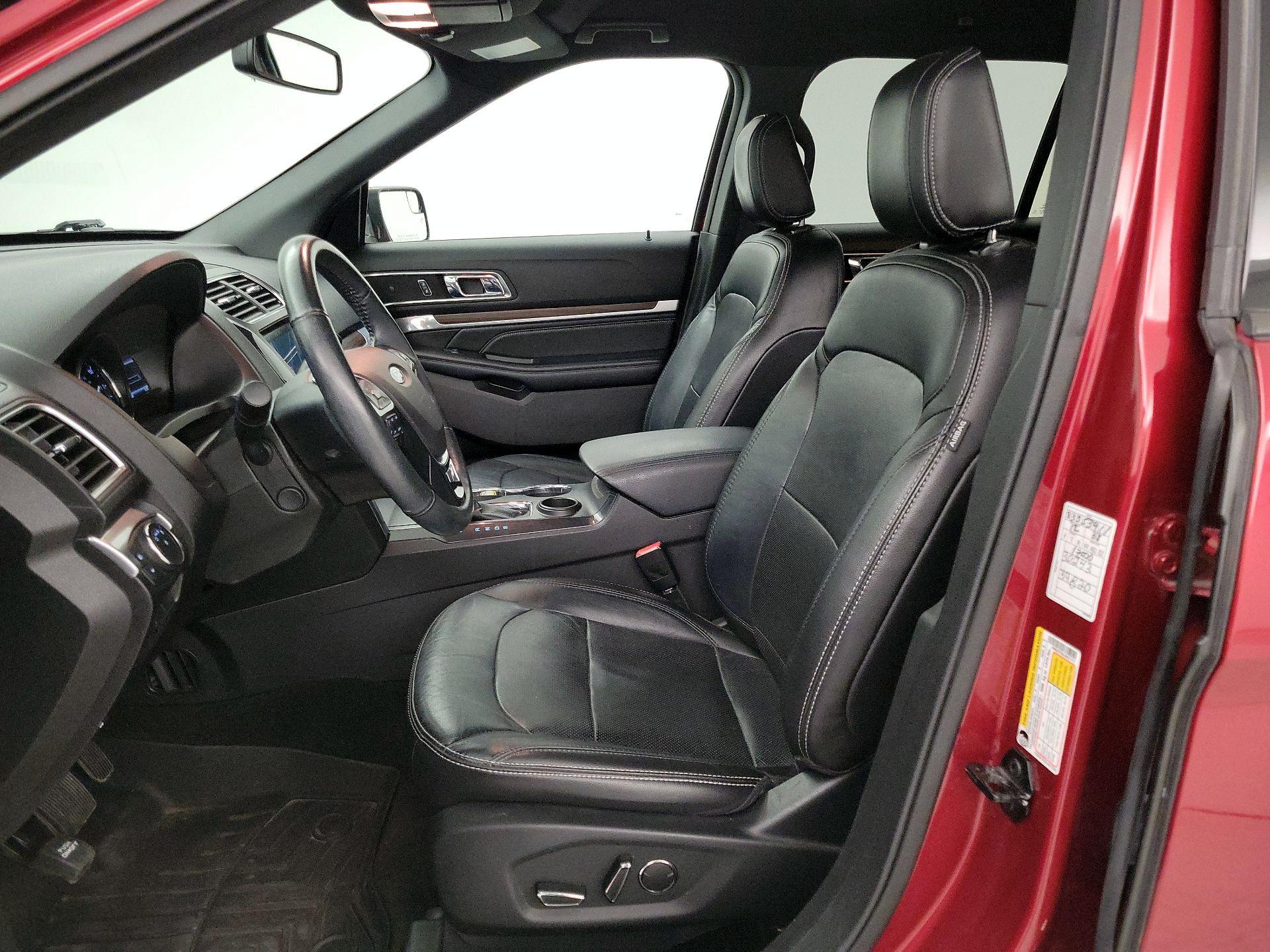 Thumbnail: 2018 Ford Explorer - 11
