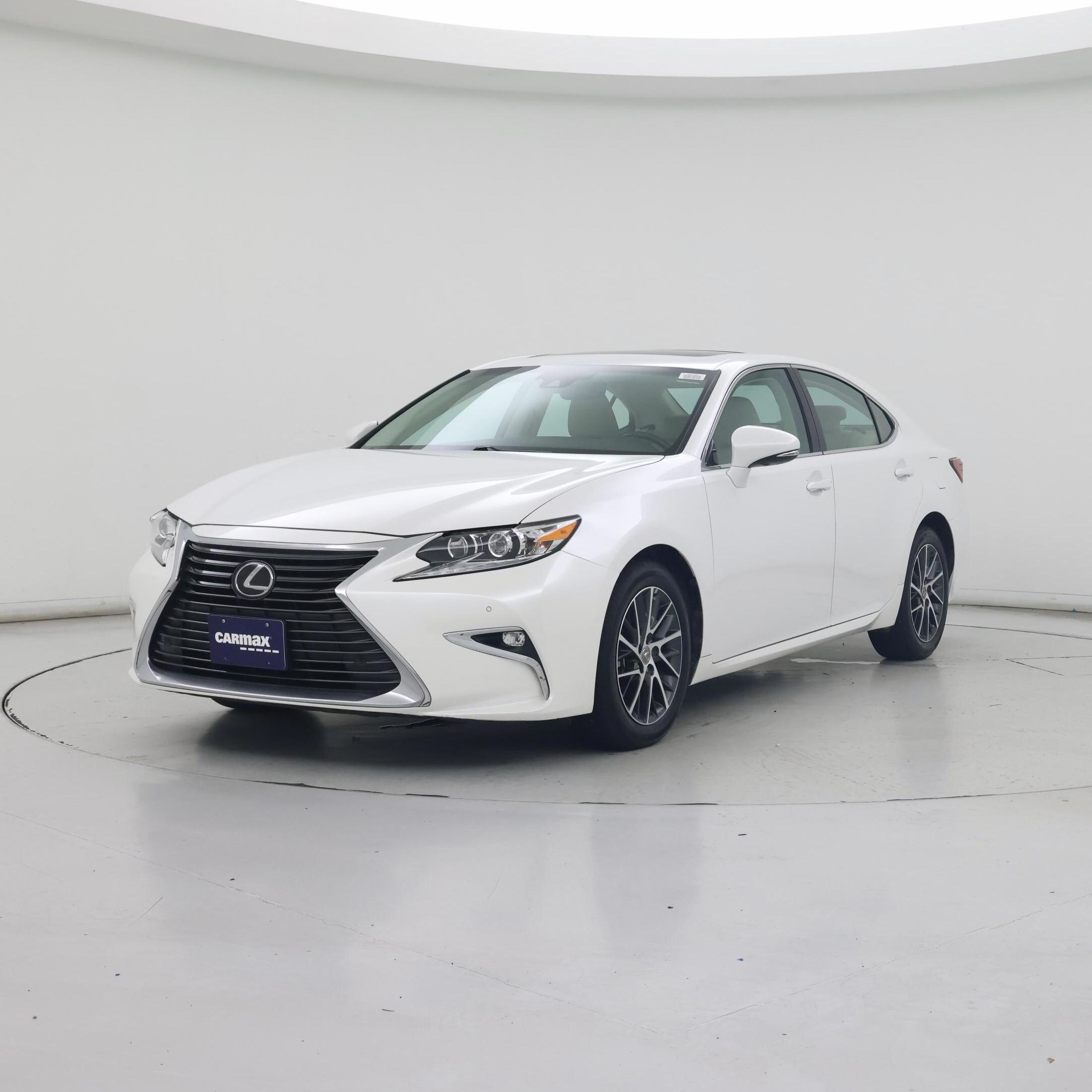 Thumbnail: 2018 Lexus ES - 4