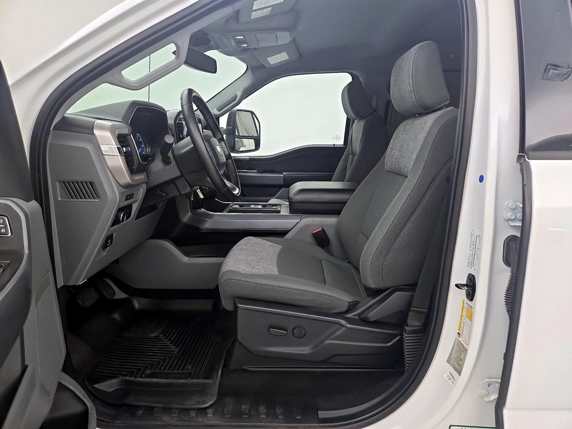 Thumbnail: 2023 Ford F-150 - 9
