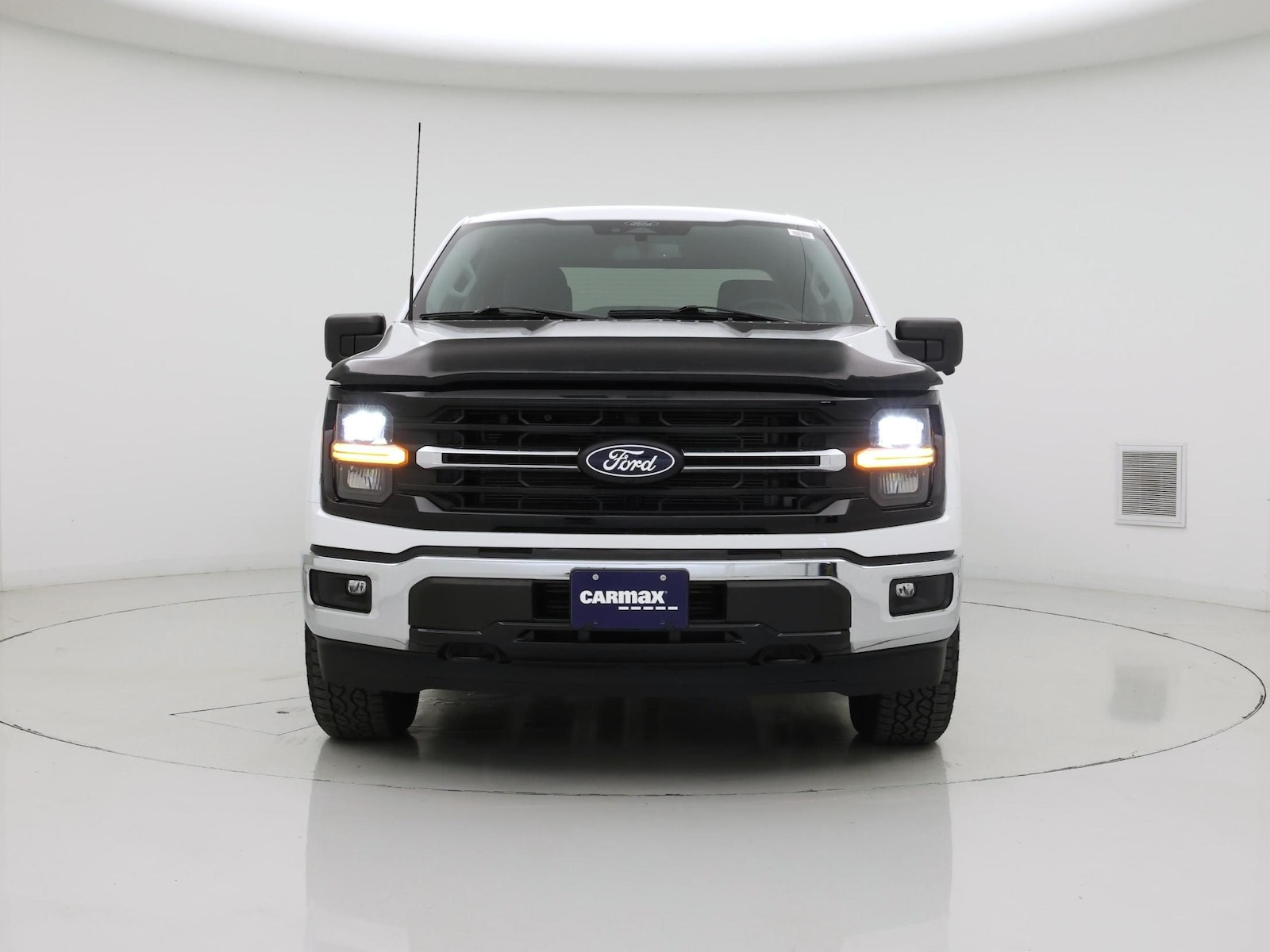2024 Ford F-150 XLT - Photo 6
