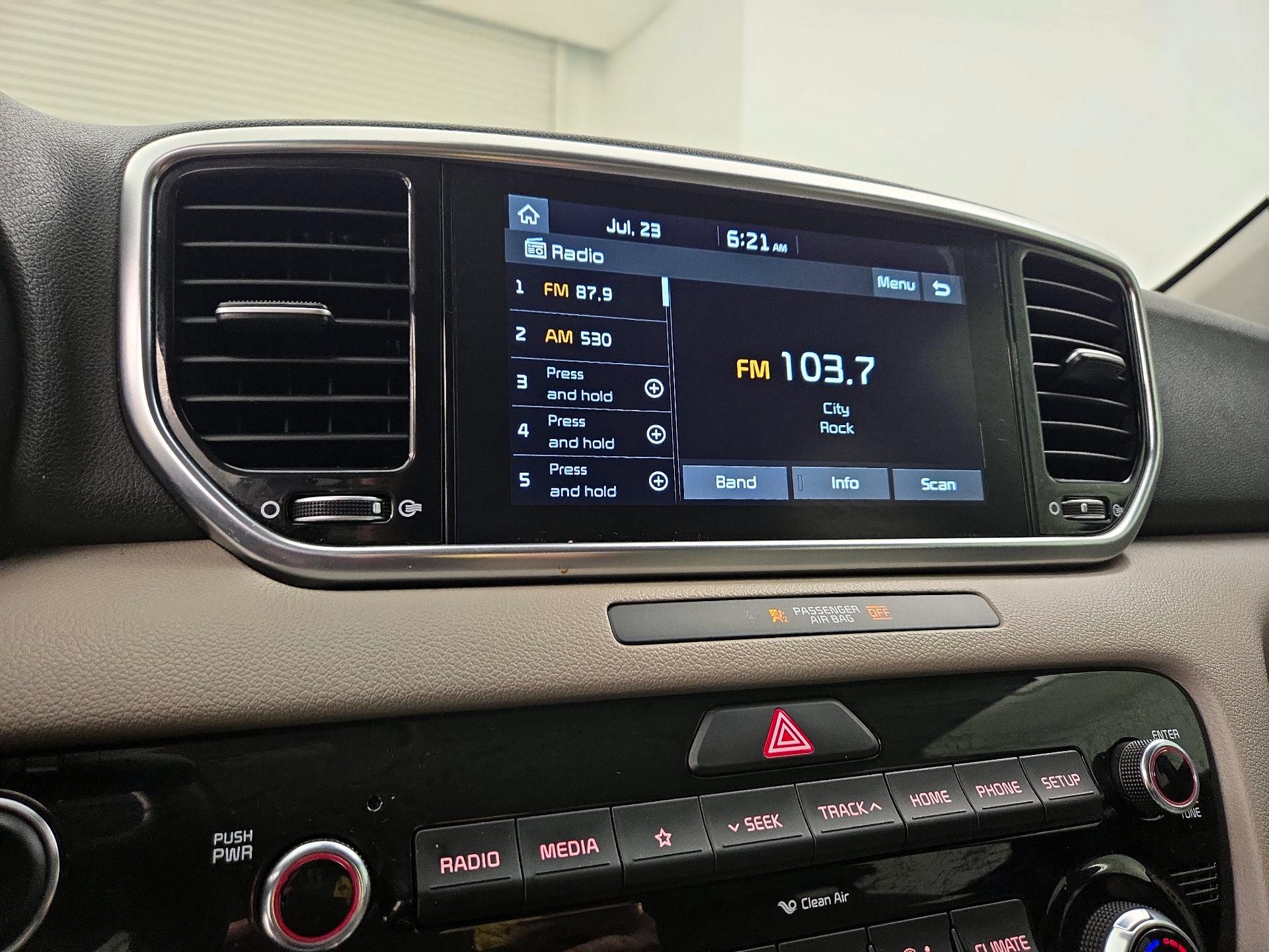 Thumbnail: 2021 Kia Sportage - 15