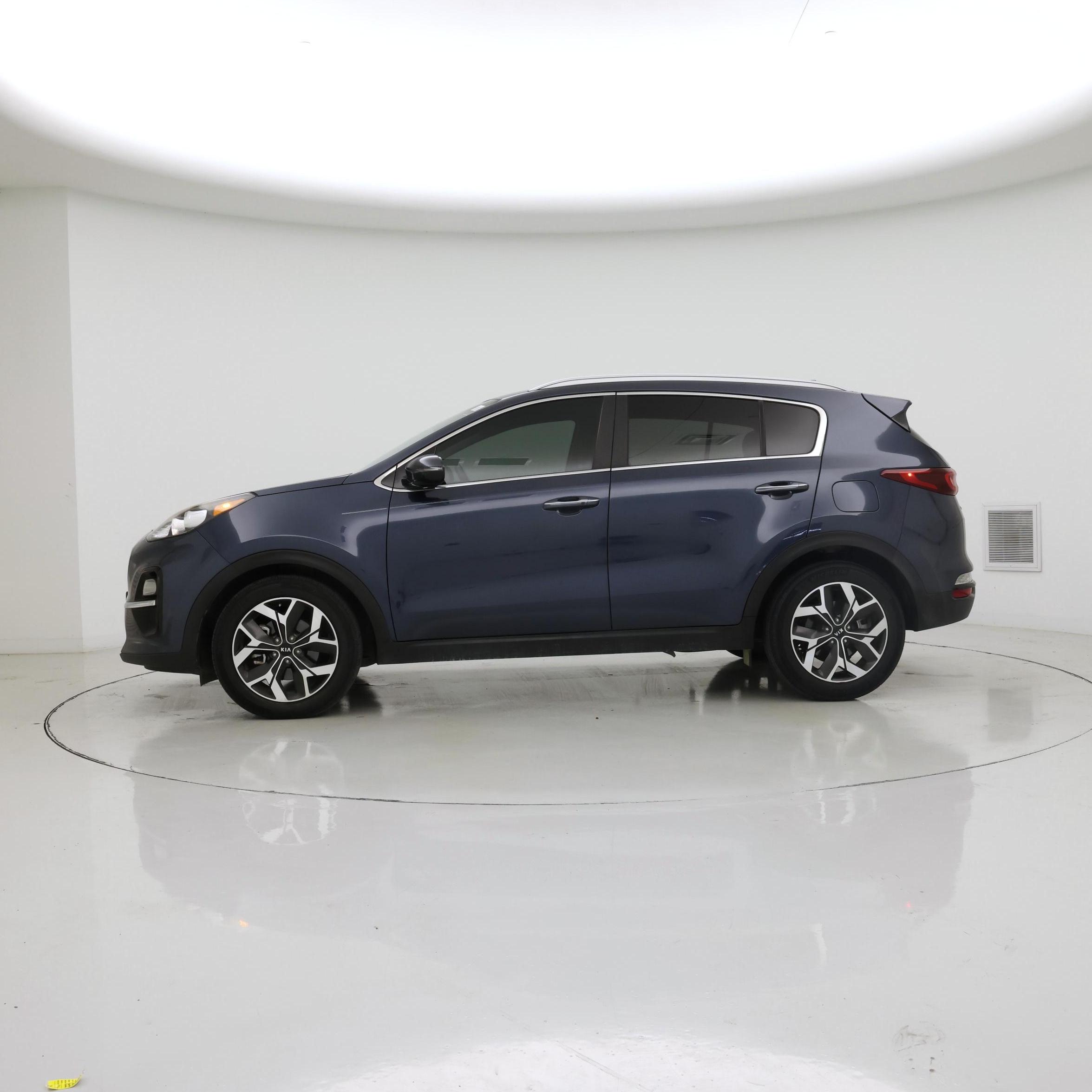 Thumbnail: 2021 Kia Sportage - 3