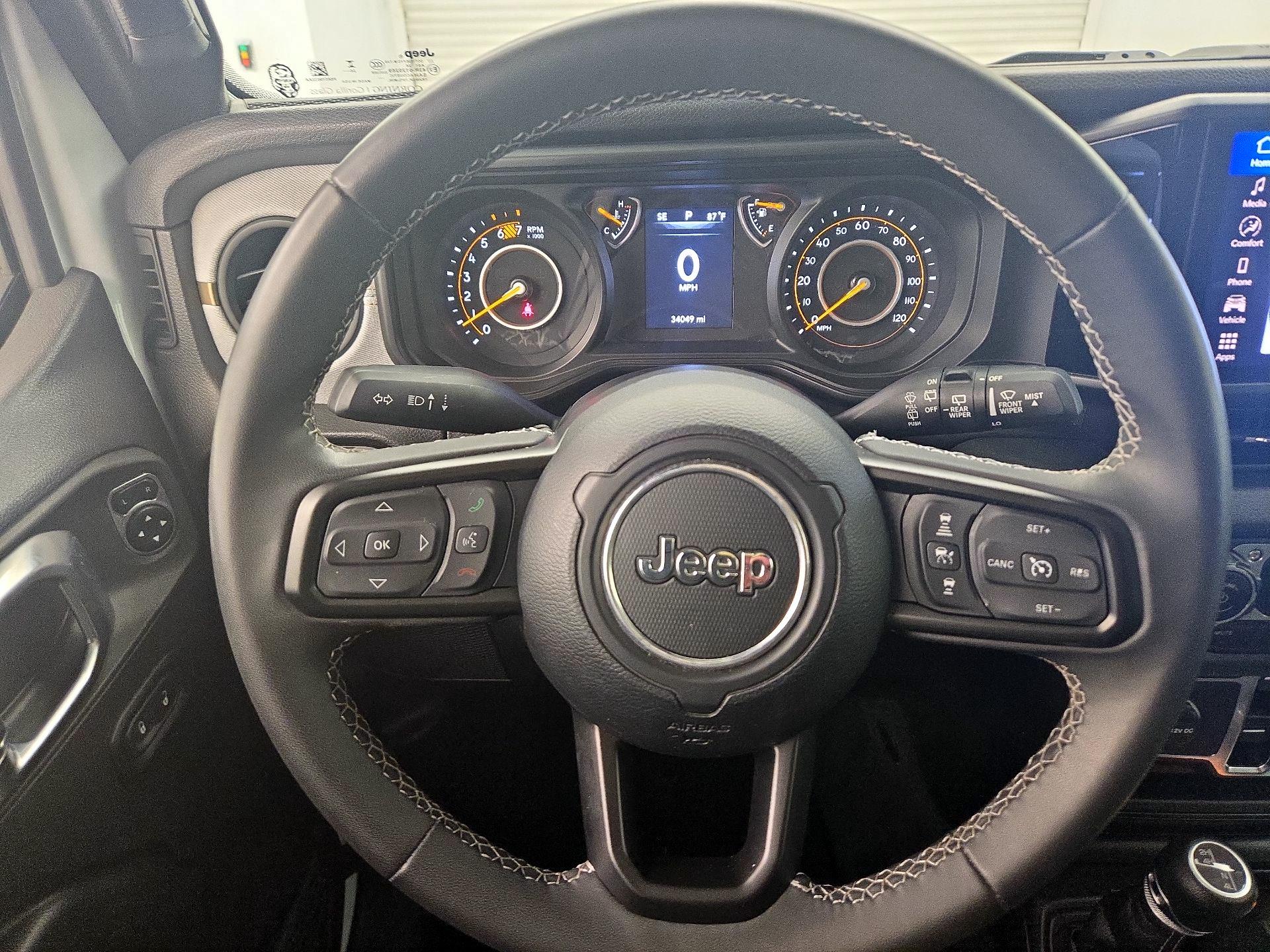 Thumbnail: 2025 Jeep Wrangler - 10