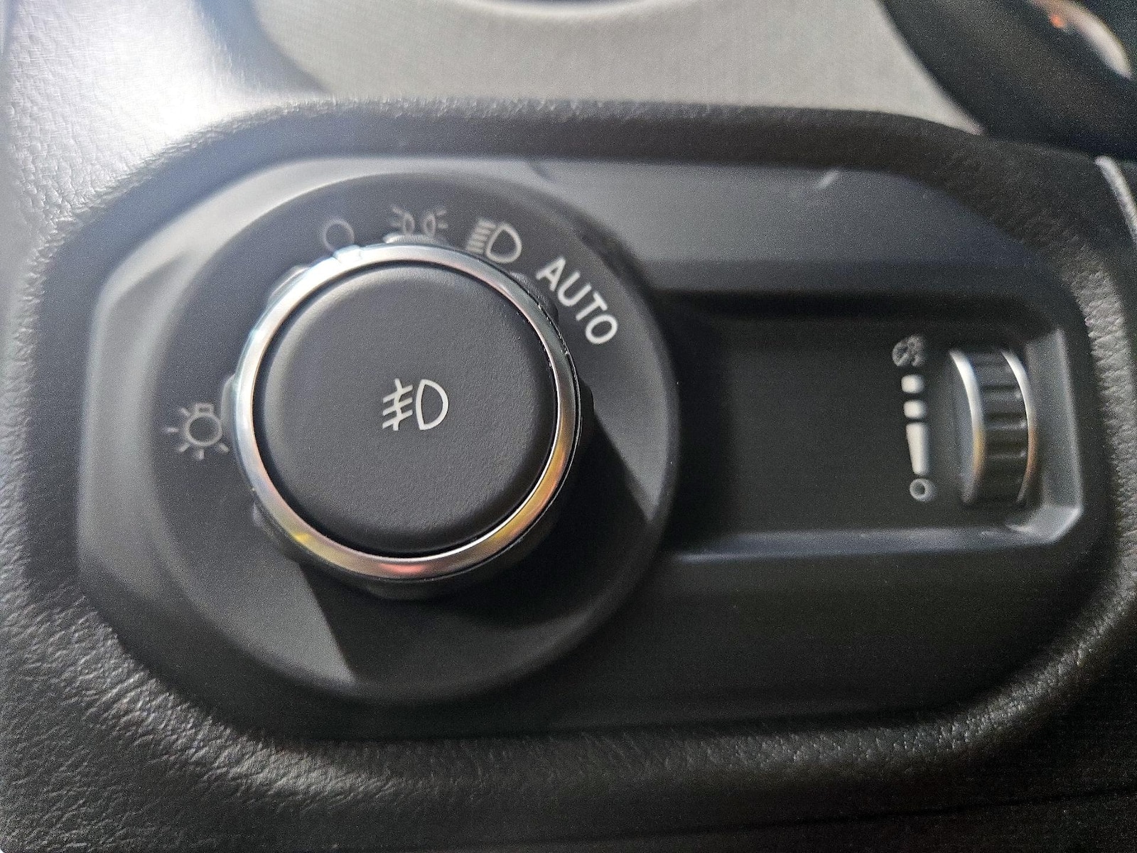 2025 Jeep Wrangler 4-Door Sport S - Photo 14