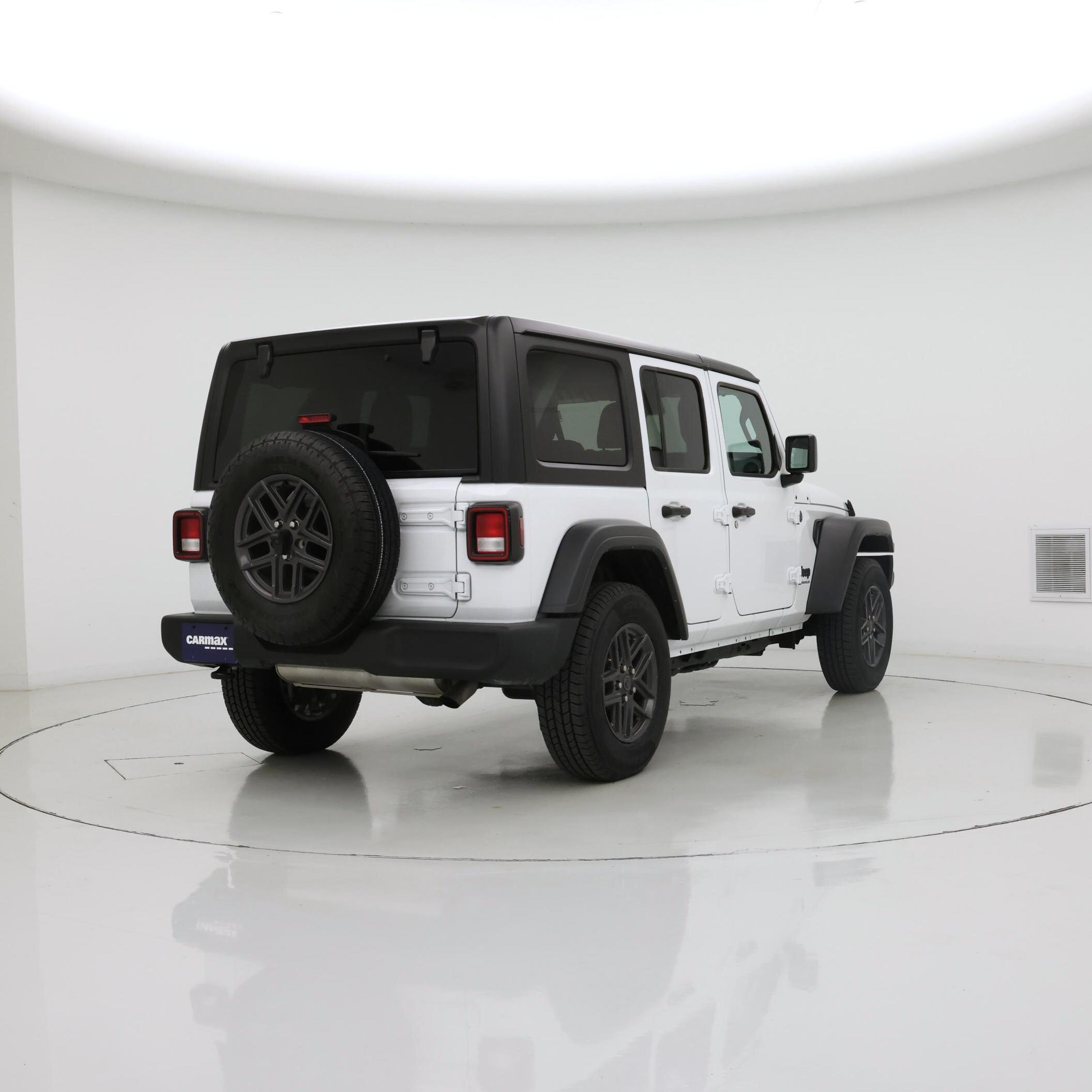 Thumbnail: 2025 Jeep Wrangler - 8