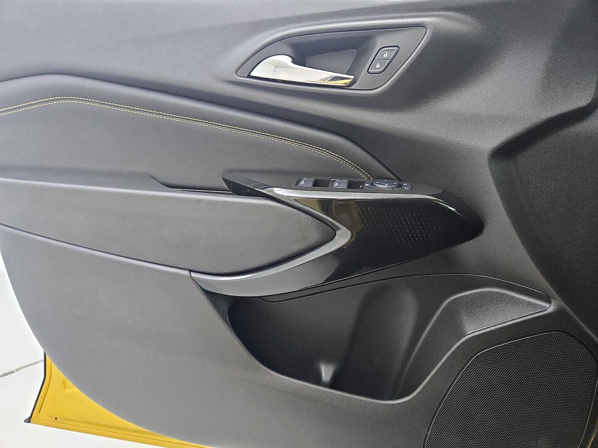 Thumbnail: 2025 Chevrolet Trax - 12