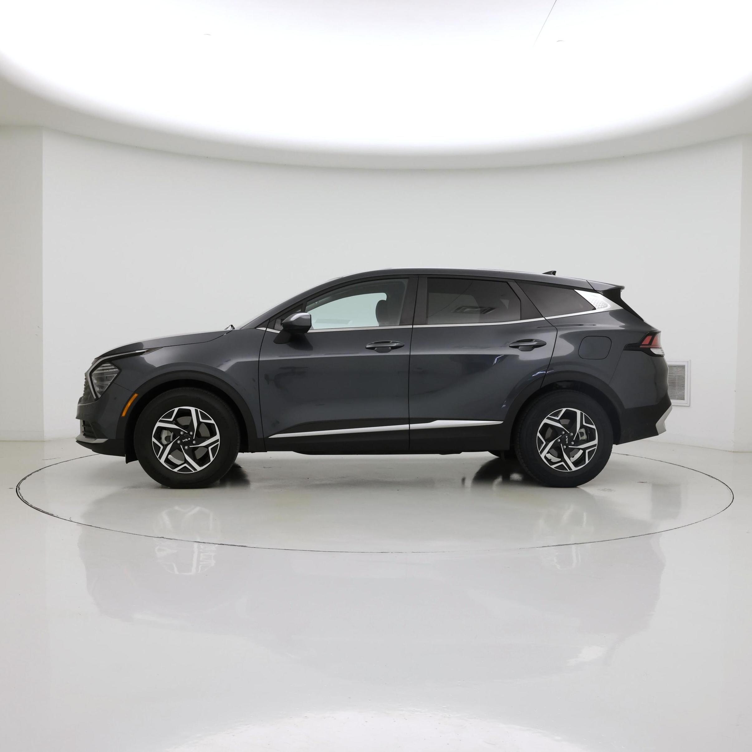Thumbnail: 2025 Kia Sportage - 3