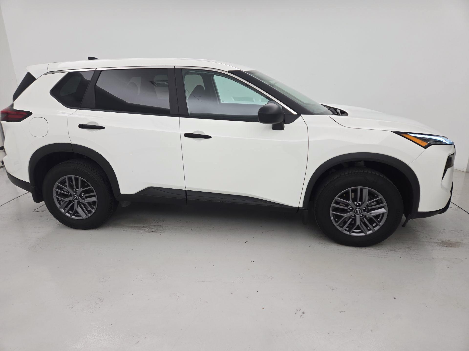 Thumbnail: 2024 Nissan Rogue - 4