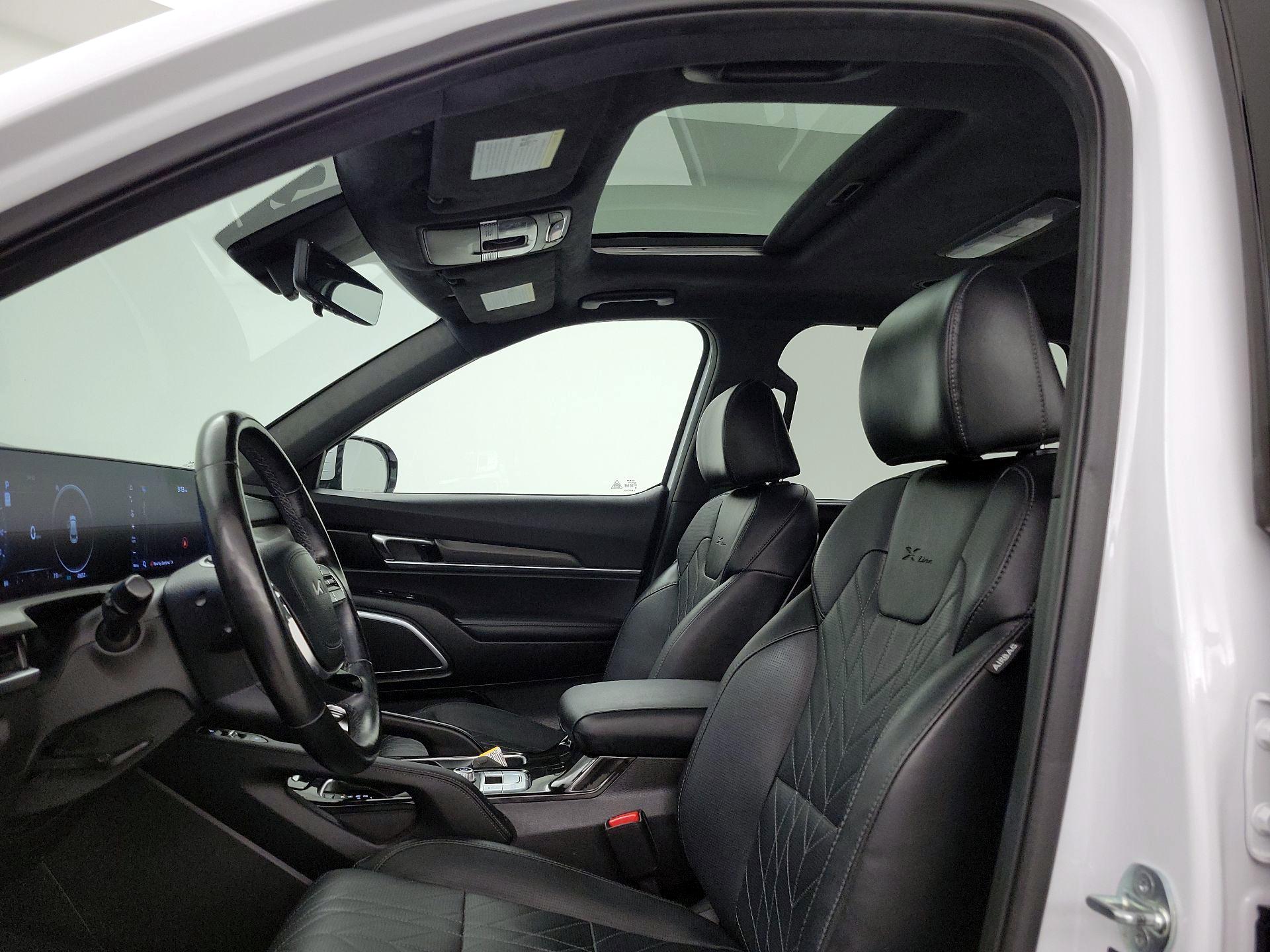 Thumbnail: 2023 Kia Telluride - 19