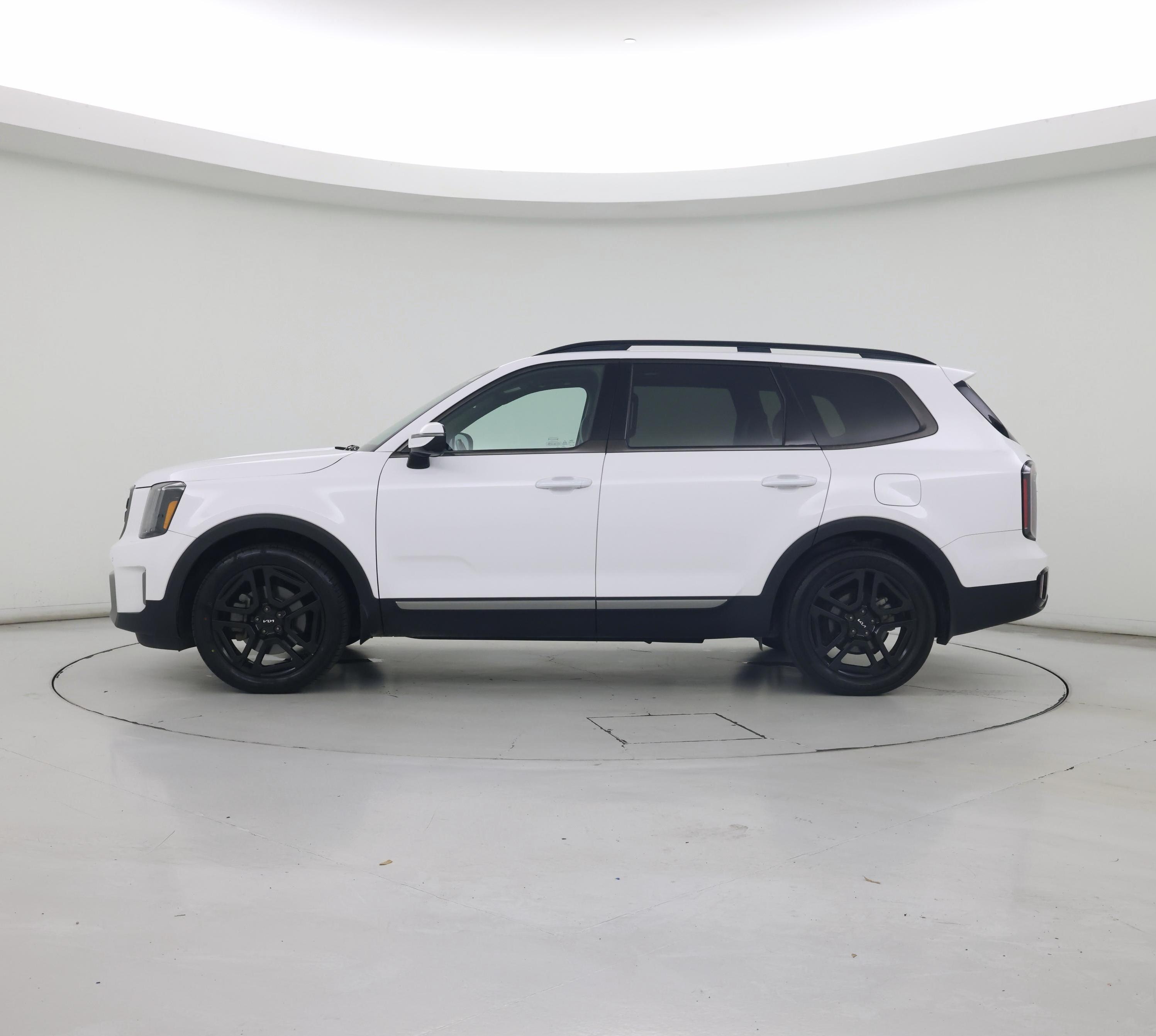 Thumbnail: 2023 Kia Telluride - 3
