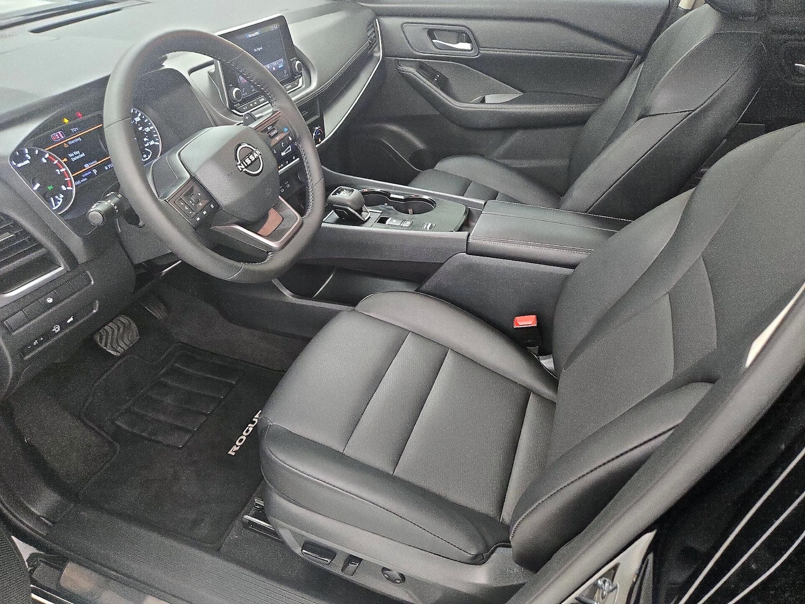 2024 Nissan Rogue SV - Photo 10