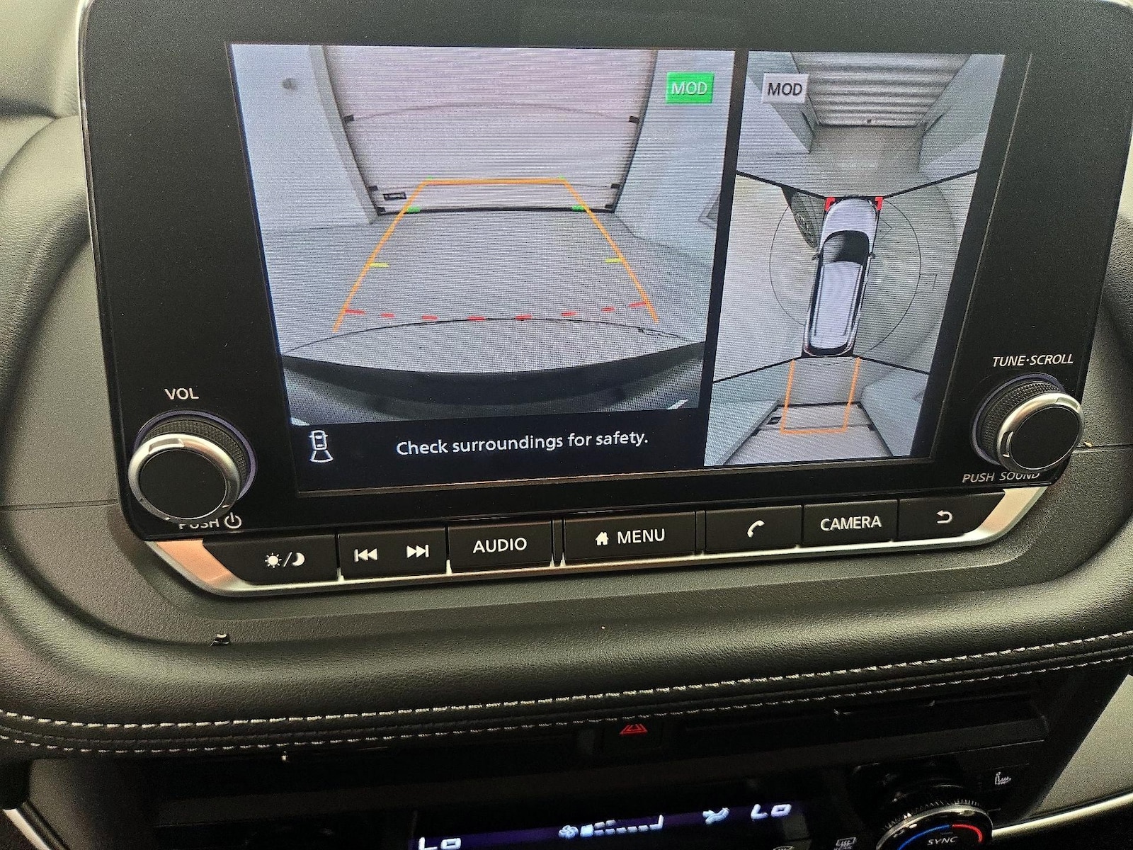 2024 Nissan Rogue SV - Photo 13