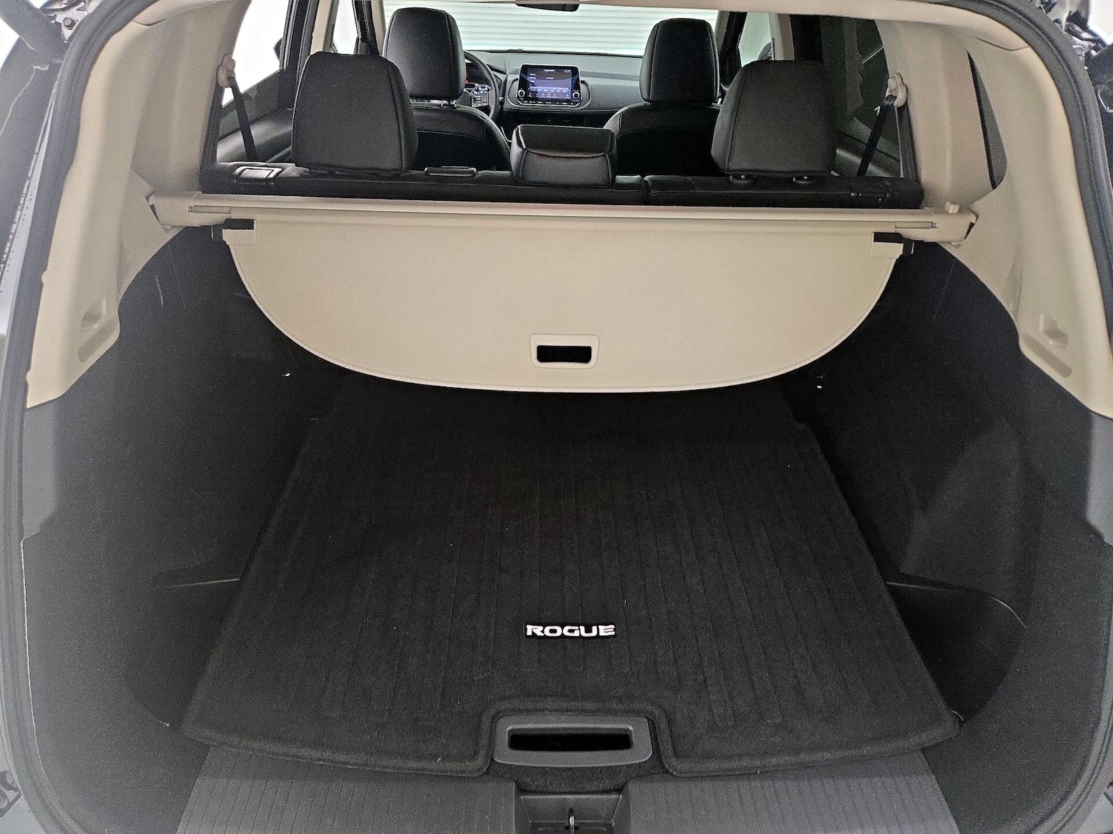 2024 Nissan Rogue SV - Photo 20