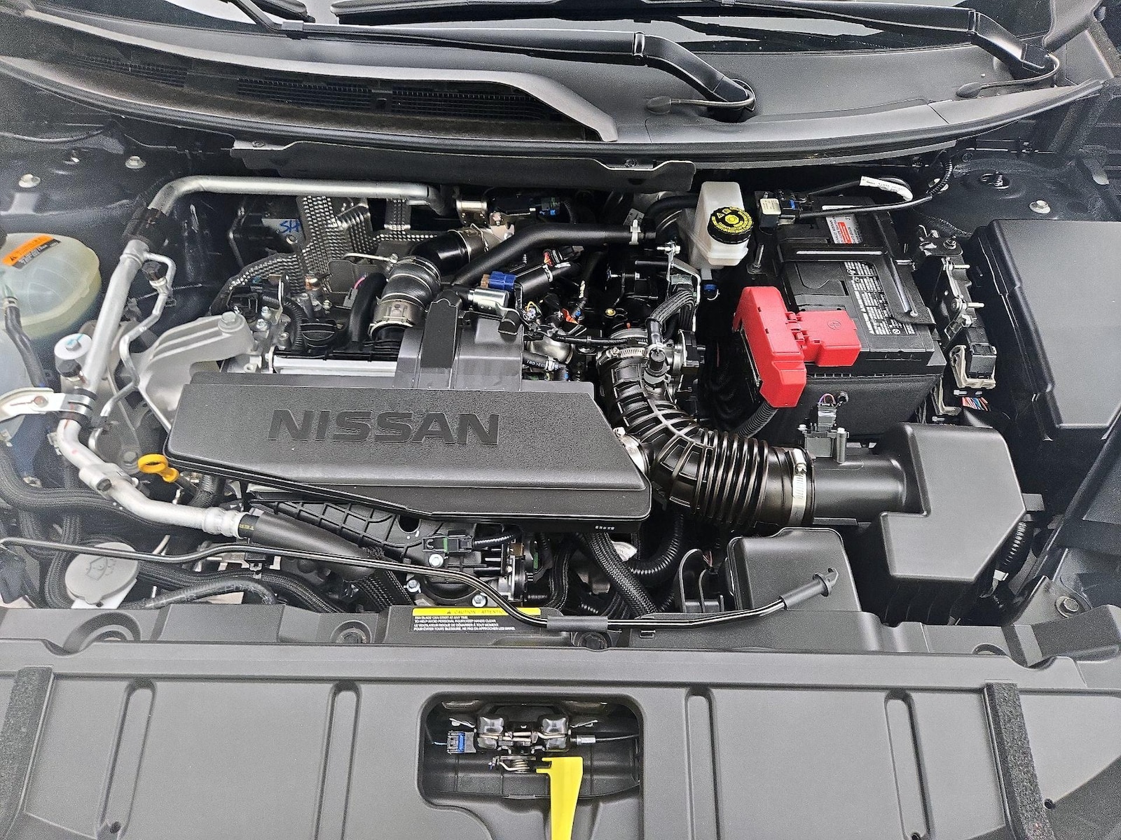2024 Nissan Rogue SV - Photo 21