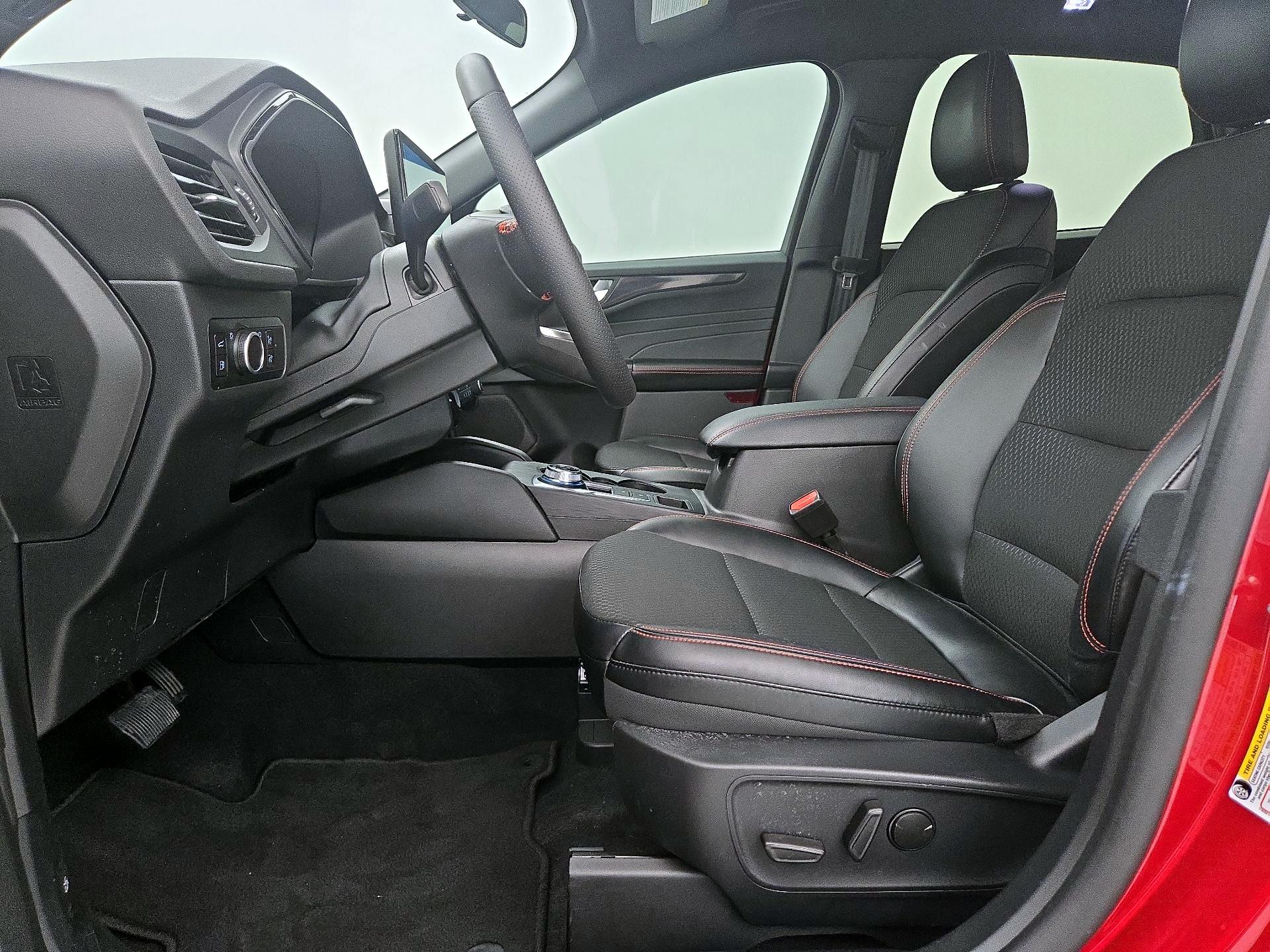 Thumbnail: 2025 Ford Escape - 9