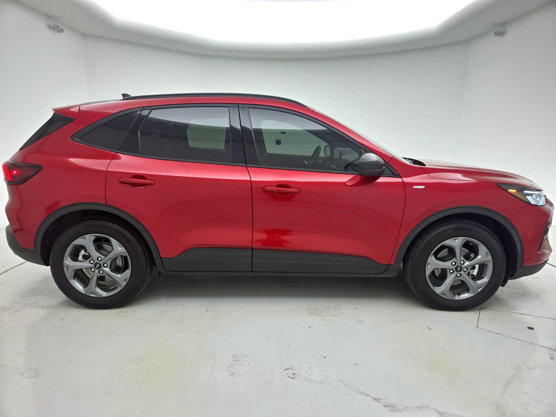 Thumbnail: 2025 Ford Escape - 4