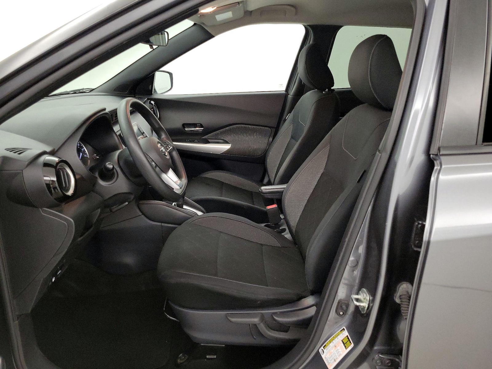 2020 Nissan Kicks SV - Photo 12