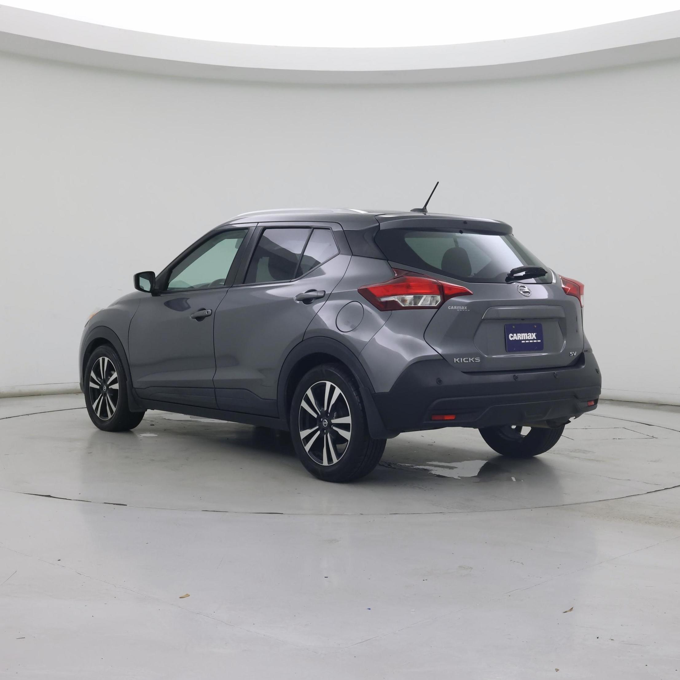 Thumbnail: 2020 Nissan Kicks - 2