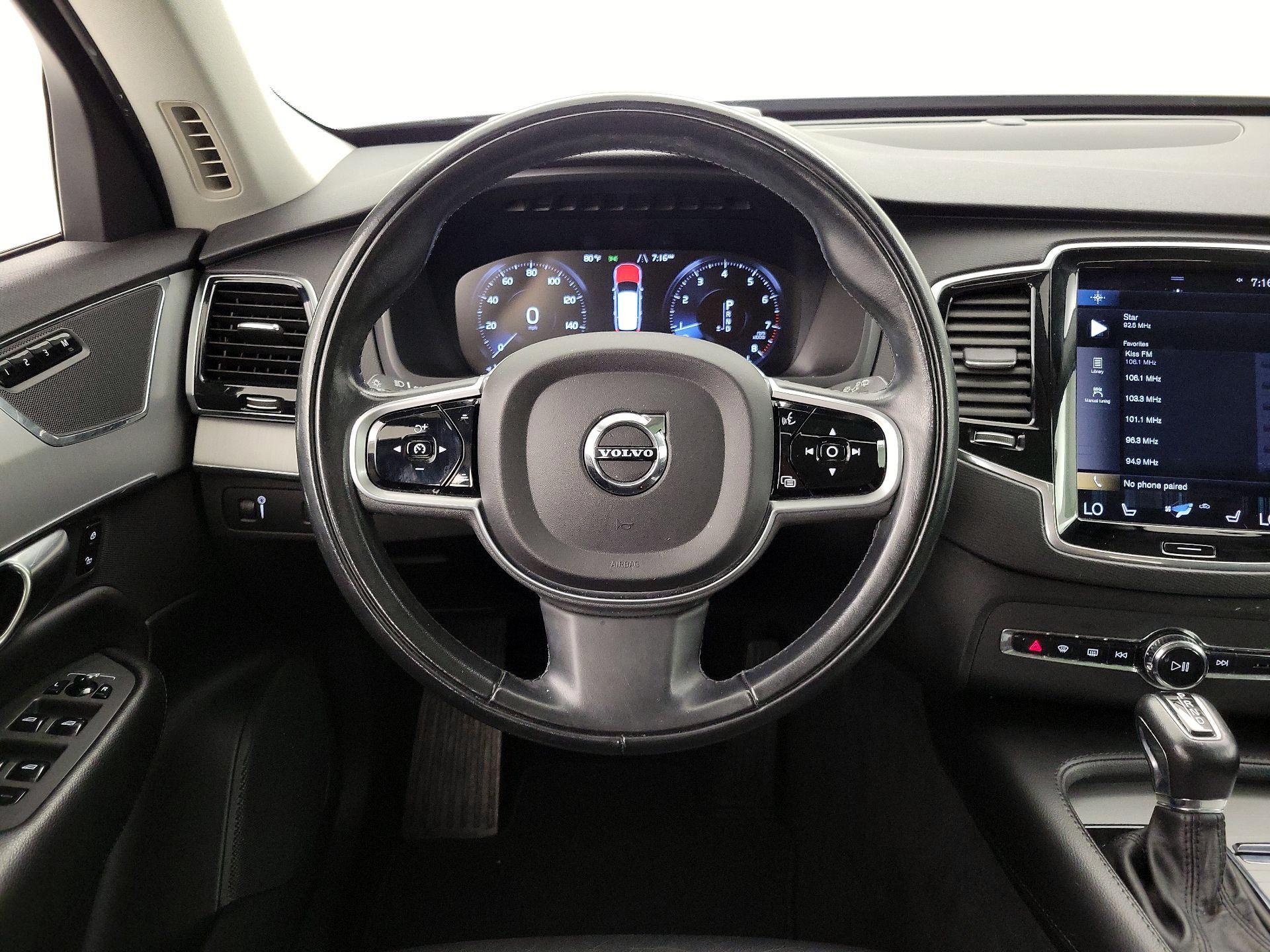 Thumbnail: 2021 Volvo XC90 - 10