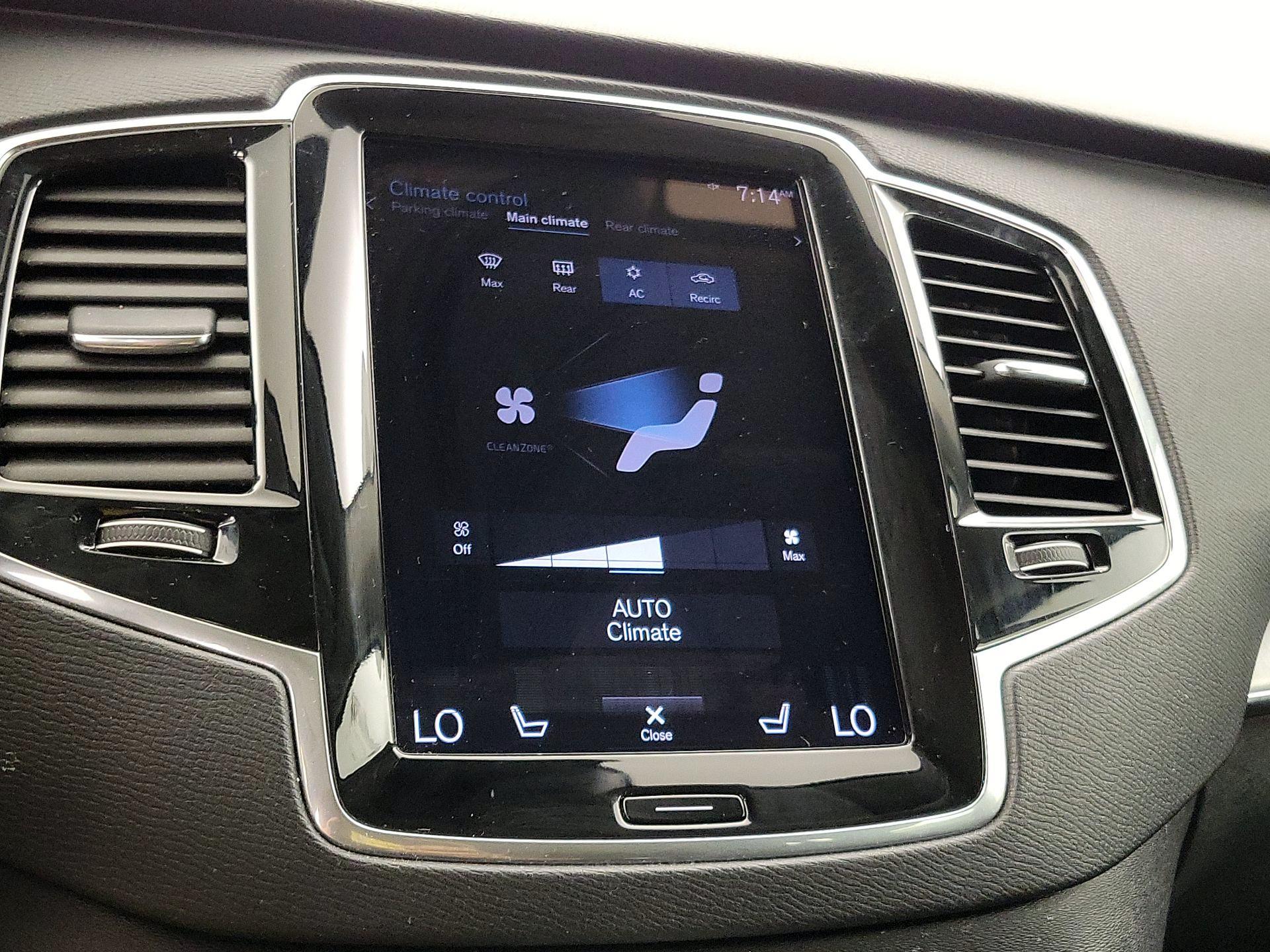 Thumbnail: 2021 Volvo XC90 - 16