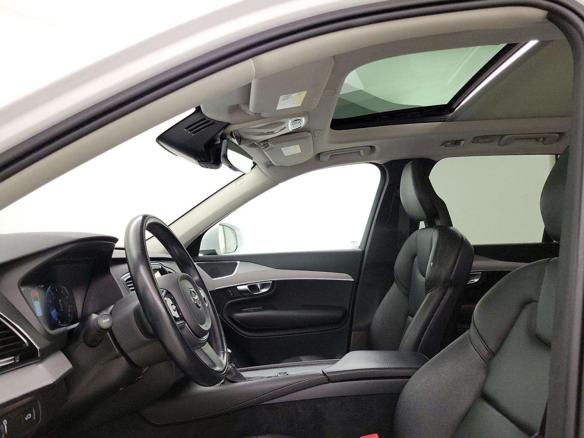Thumbnail: 2021 Volvo XC90 - 19