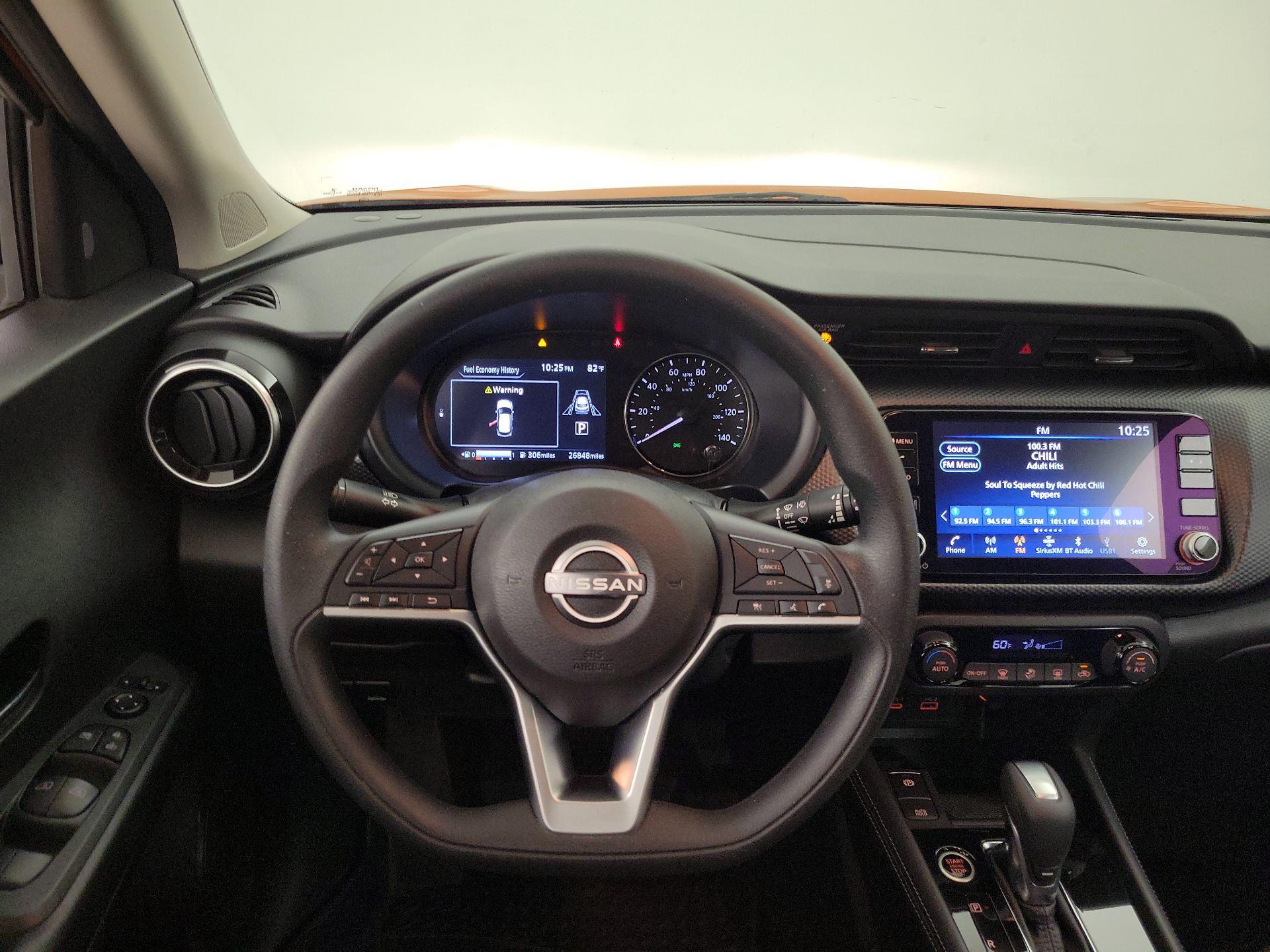 Thumbnail: 2022 Nissan Kicks - 10