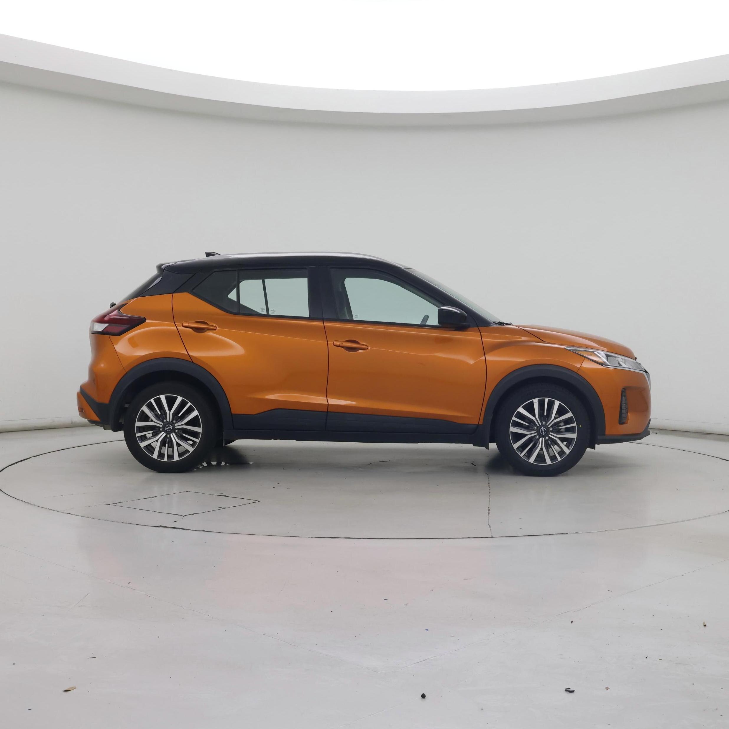 Thumbnail: 2022 Nissan Kicks - 7