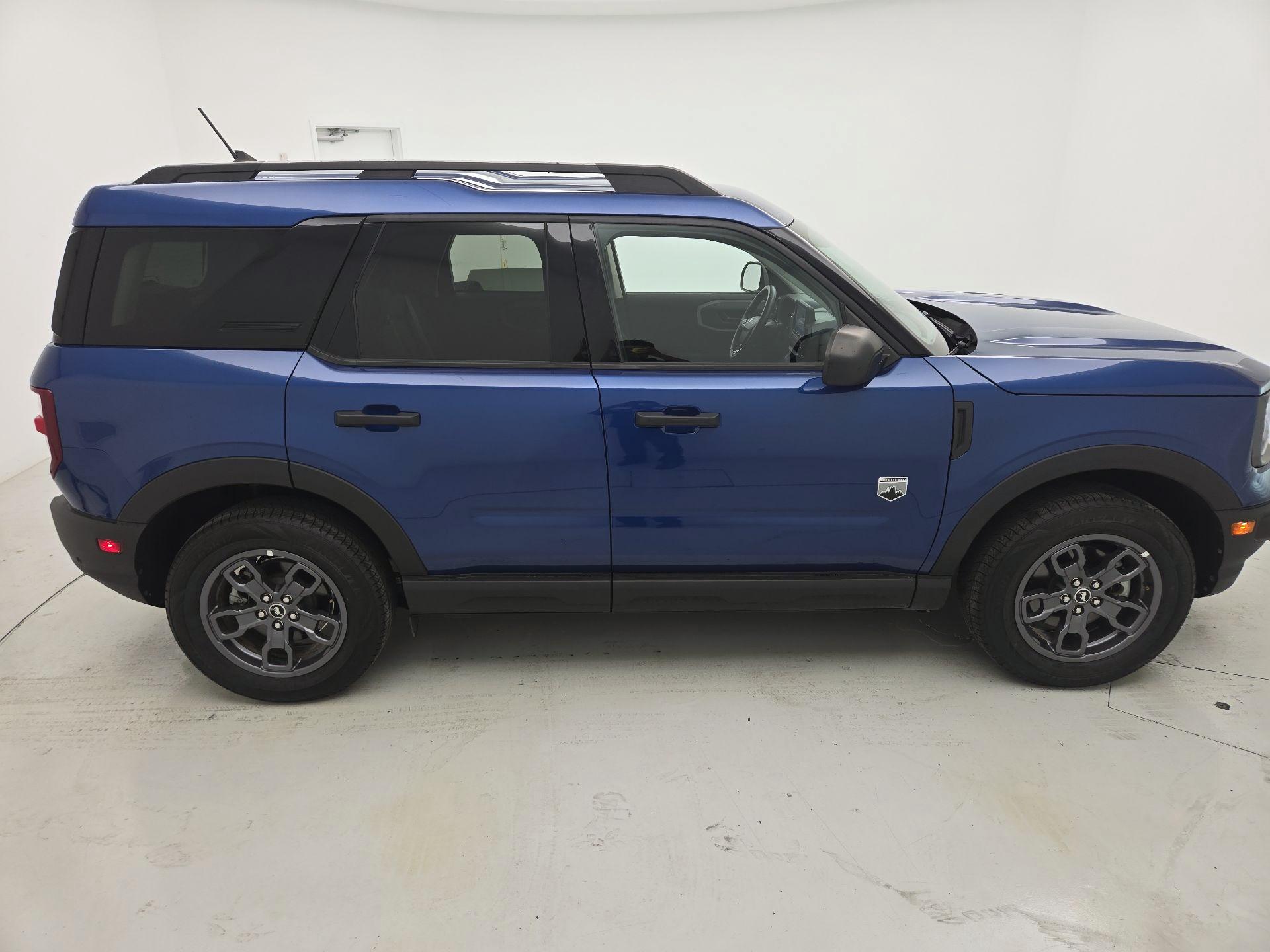 Thumbnail: 2023 Ford Bronco Sport - 4