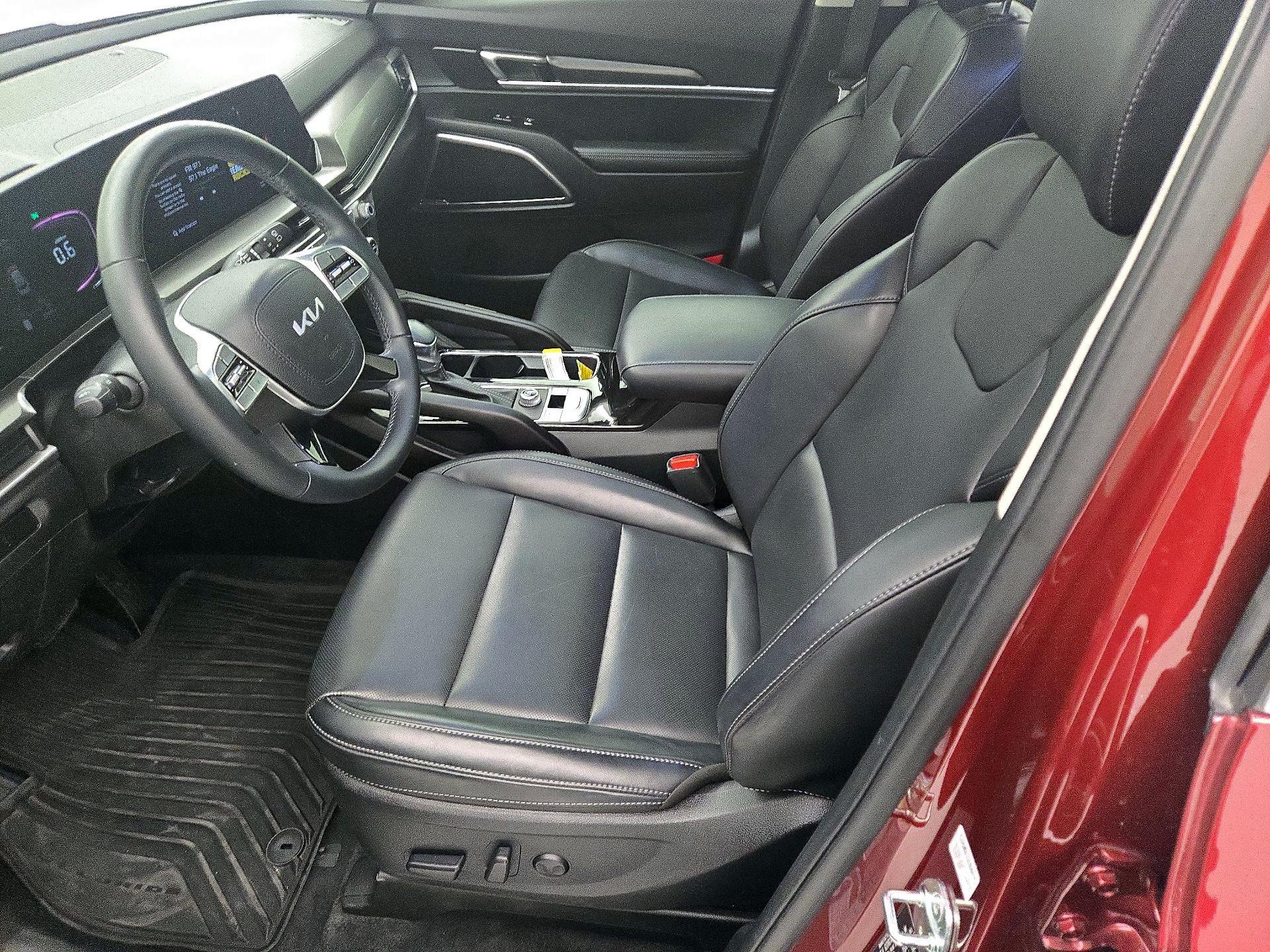 Thumbnail: 2024 Kia Telluride - 9