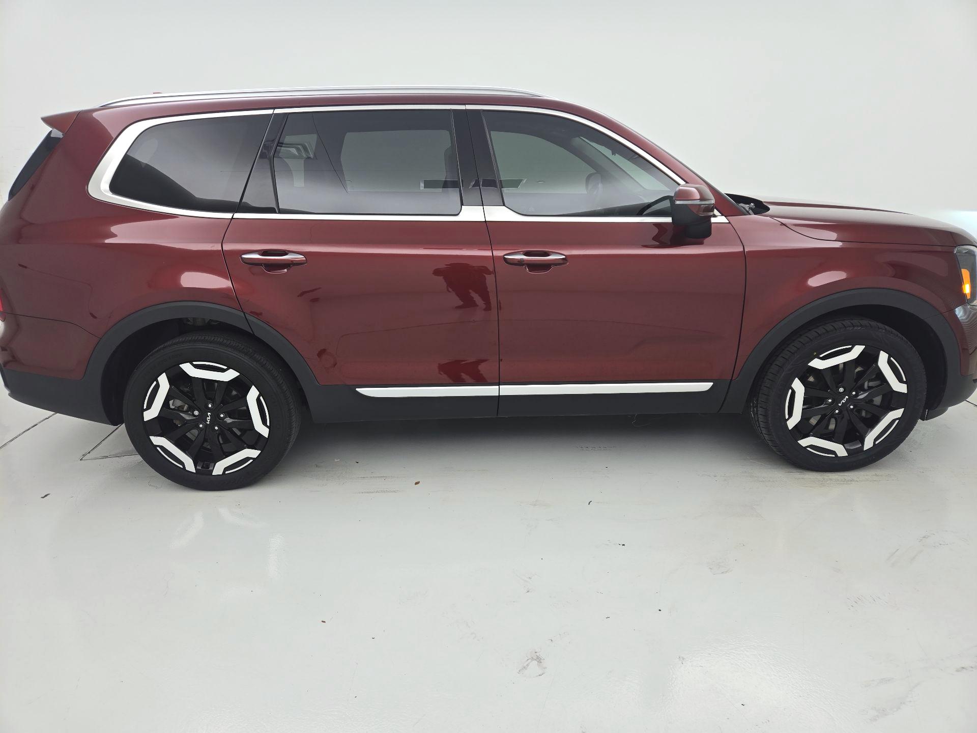 Thumbnail: 2024 Kia Telluride - 4
