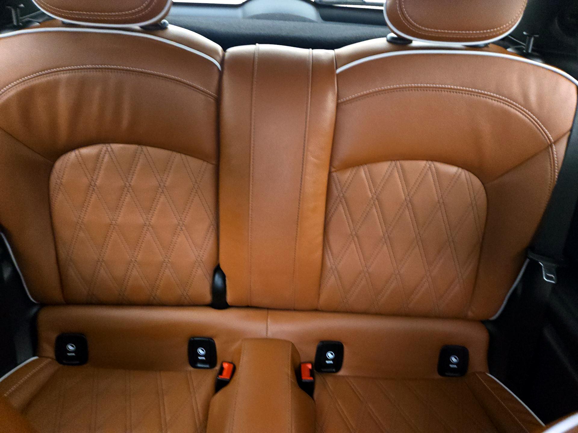 Thumbnail: 2021 MINI Cooper Hardtop - 19