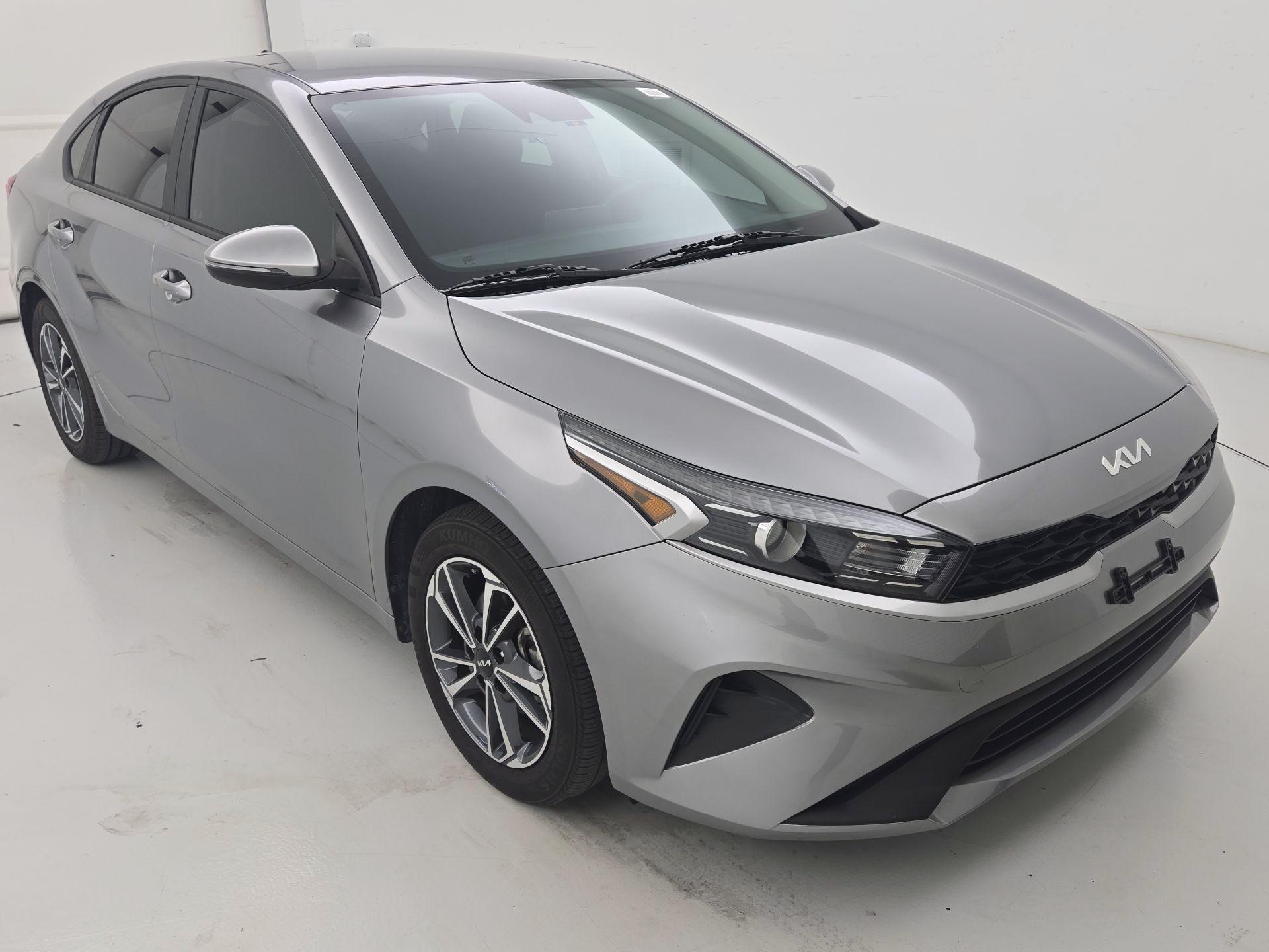 Thumbnail: 2024 Kia Forte - 1