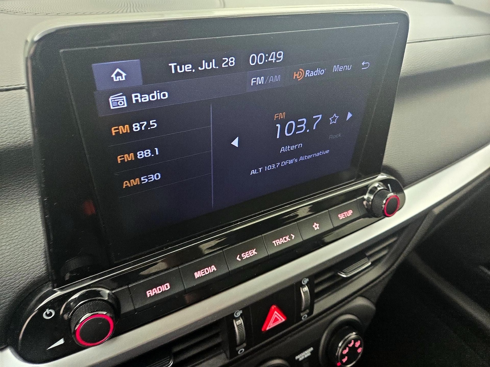 2024 Kia Forte LXS - Photo 14