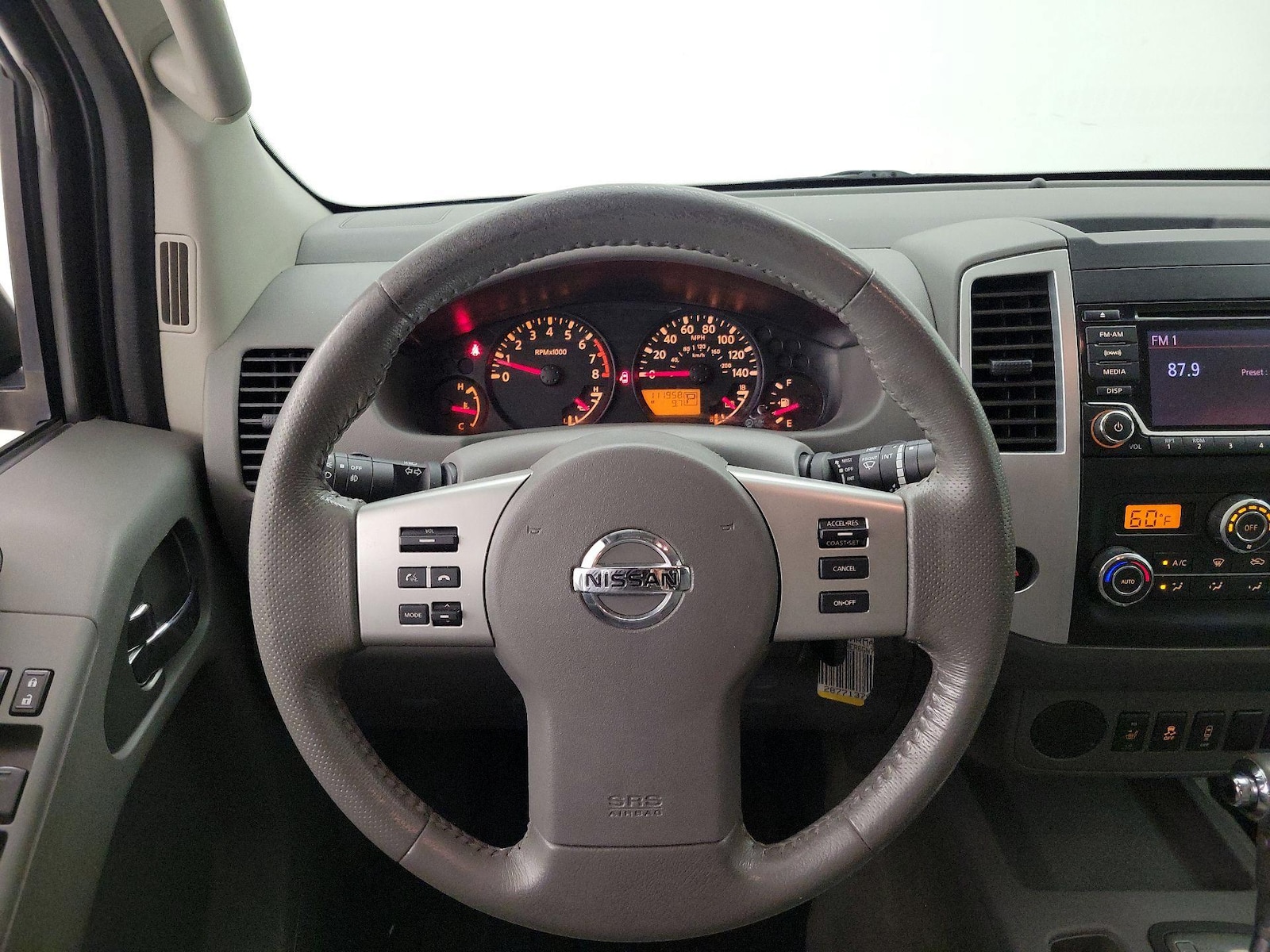 2016 Nissan Frontier SV - Photo 11