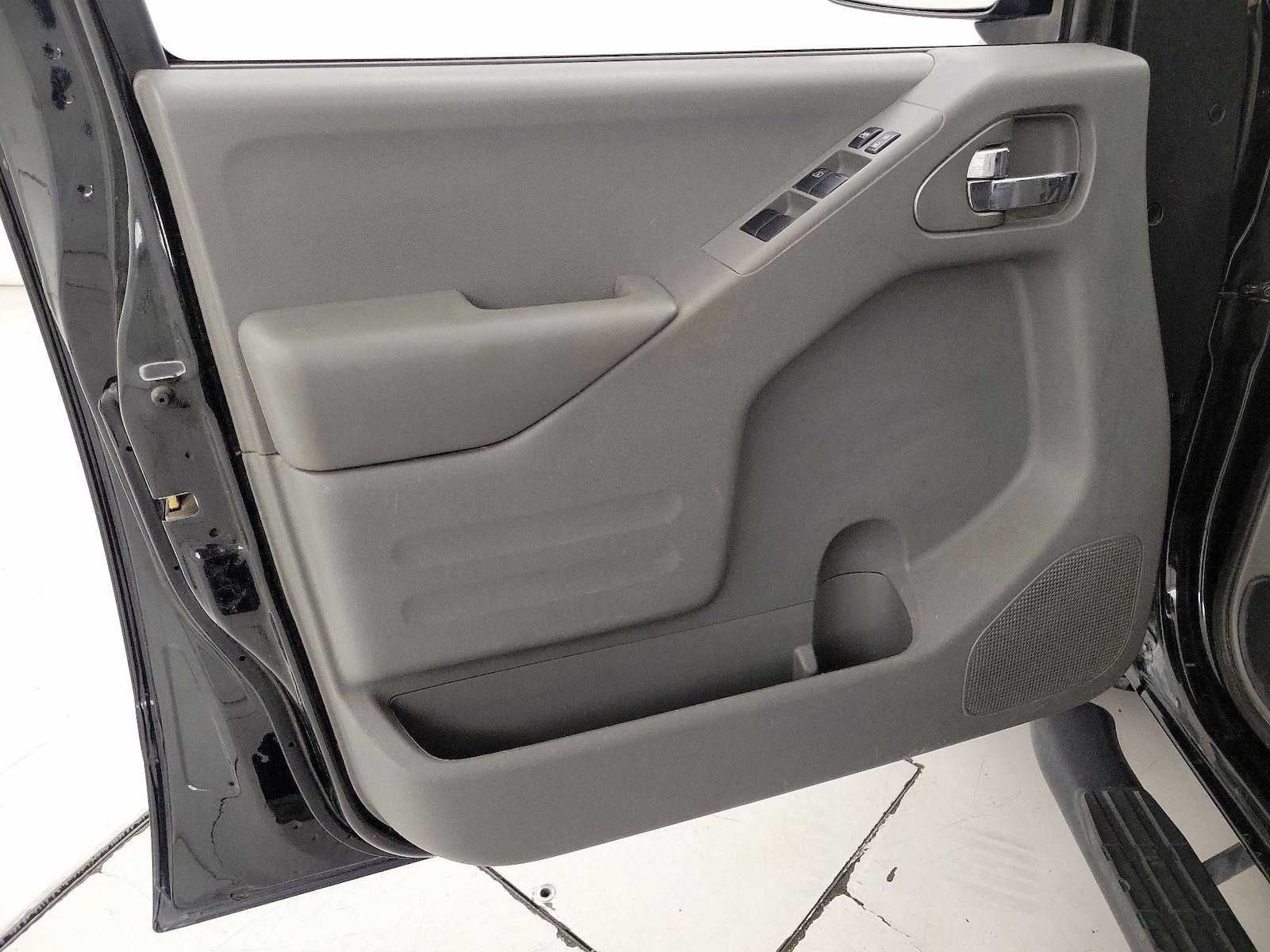 2016 Nissan Frontier SV - Photo 13