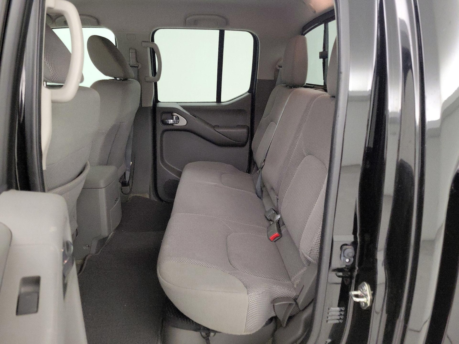 2016 Nissan Frontier SV - Photo 19