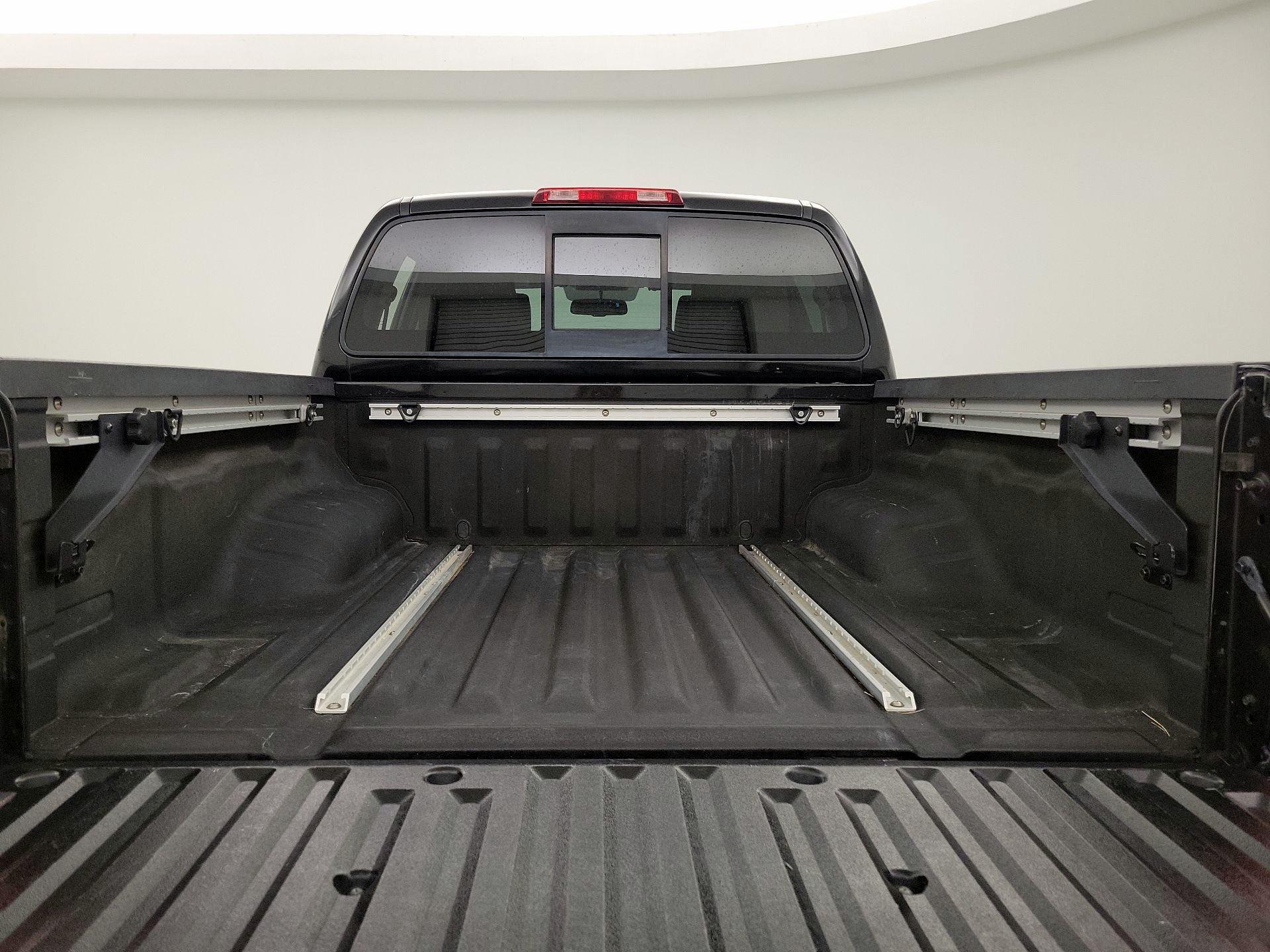 Thumbnail: 2016 Nissan Frontier - 19